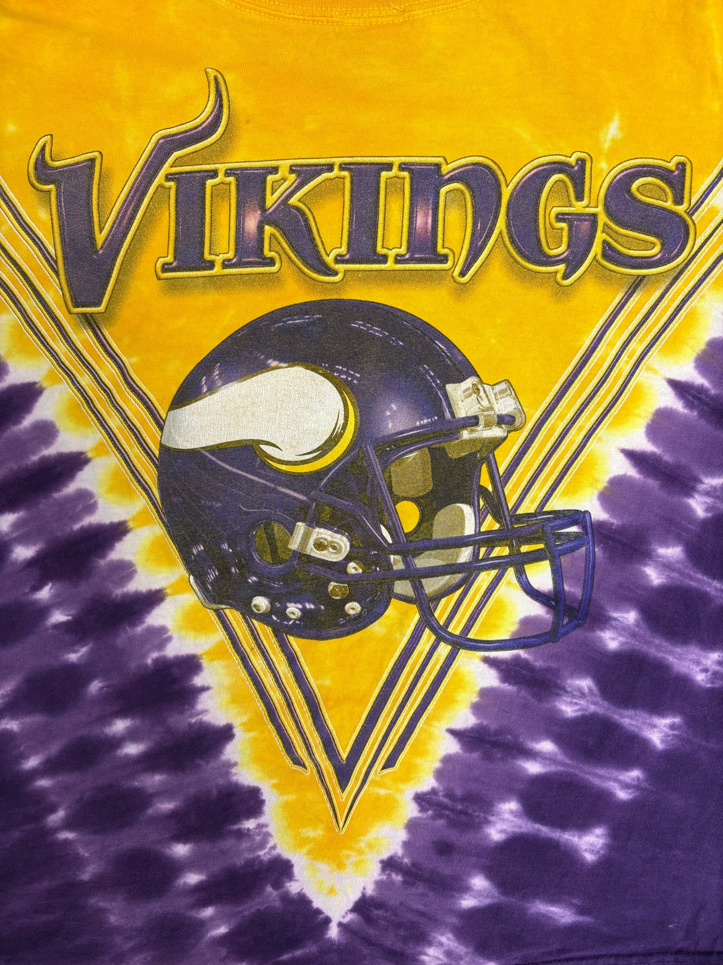 Minnesota Vikings Graphic Tee | Size Medium | Vintage 2000s NFL Football Tie Dye T-Shirt |