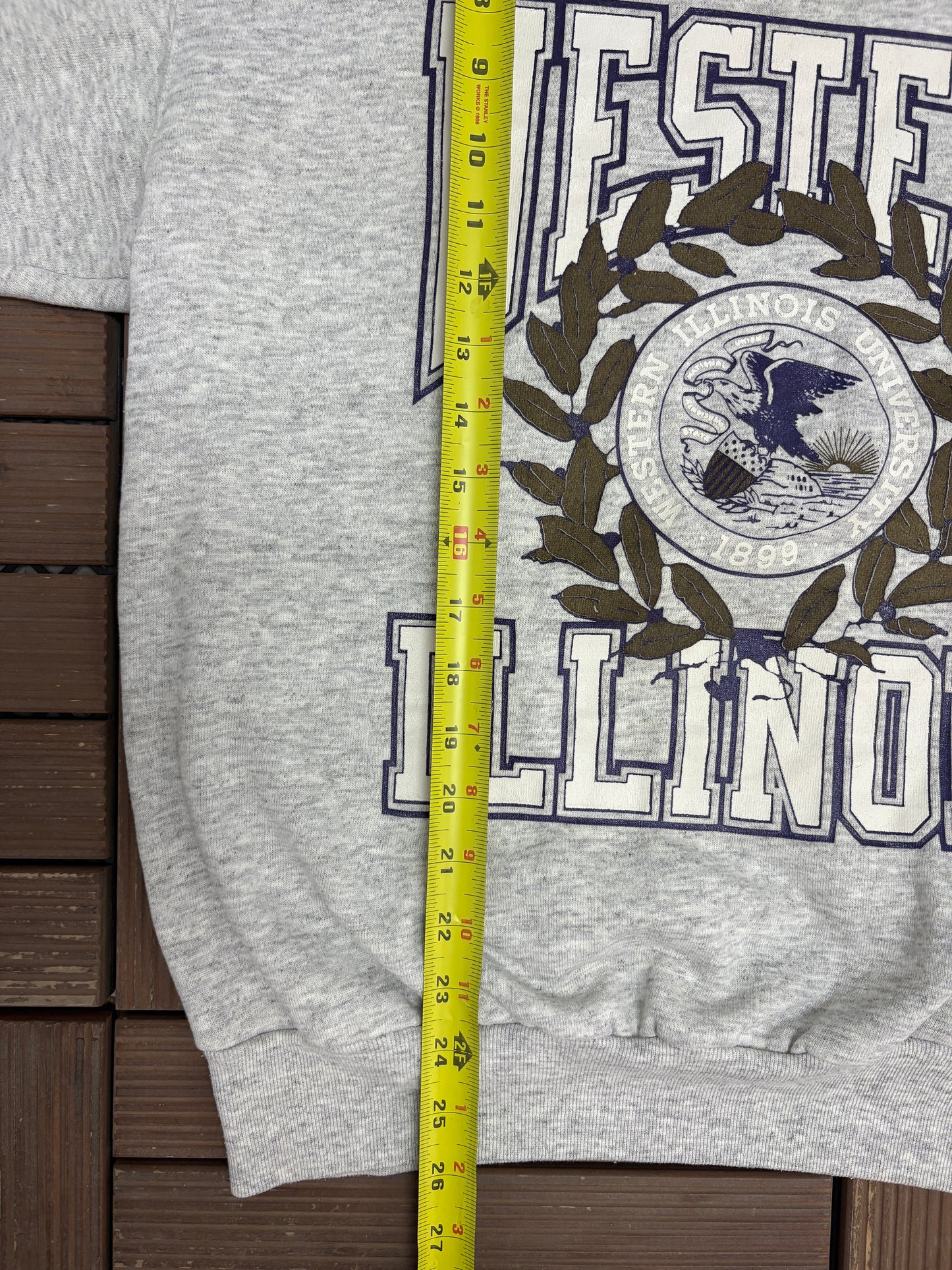 Western Illinois Leathernecks Graphic Crewneck | Size Large | Vintage 1990s College Grey Sweater |