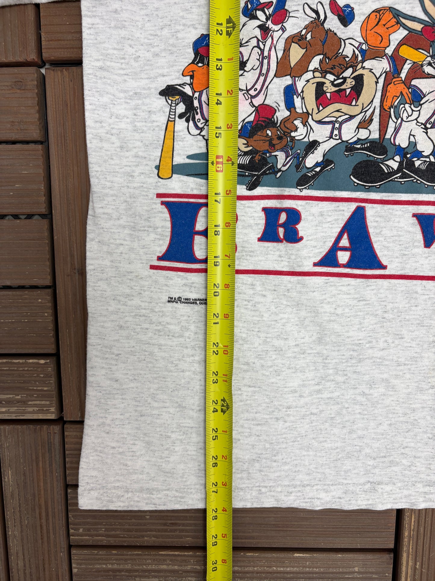 Atlanta Braves Looney Tunes Graphic Tee | Size Large | Vintage 1990s MLB Baseball Grey T-Shirt |