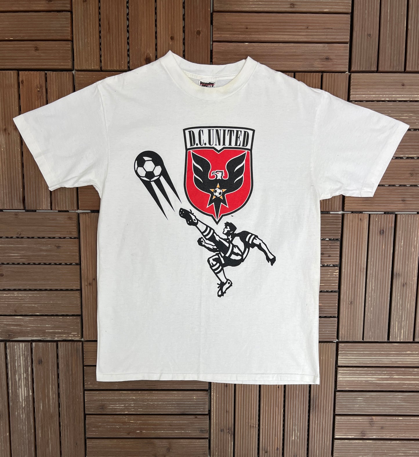 D.C. United Graphic Tee | Size Large | Vintage 2000s Soccer Football White T-Shirt |