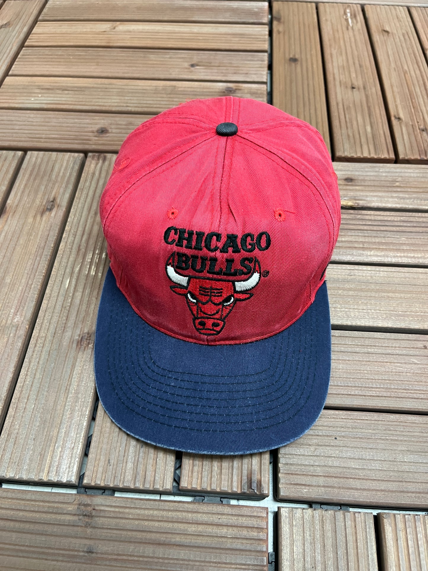 Chicago Bulls Embroidered Graphic Hat | Snap Back | Vintage 2000s NBA Basketball Red Cap |