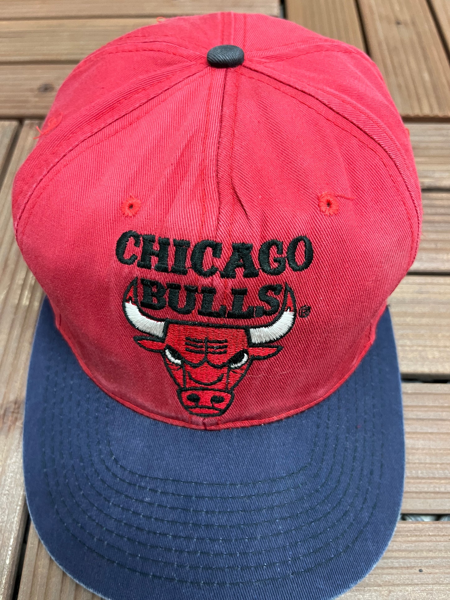 Chicago Bulls Embroidered Graphic Hat | Snap Back | Vintage 2000s NBA Basketball Red Cap |