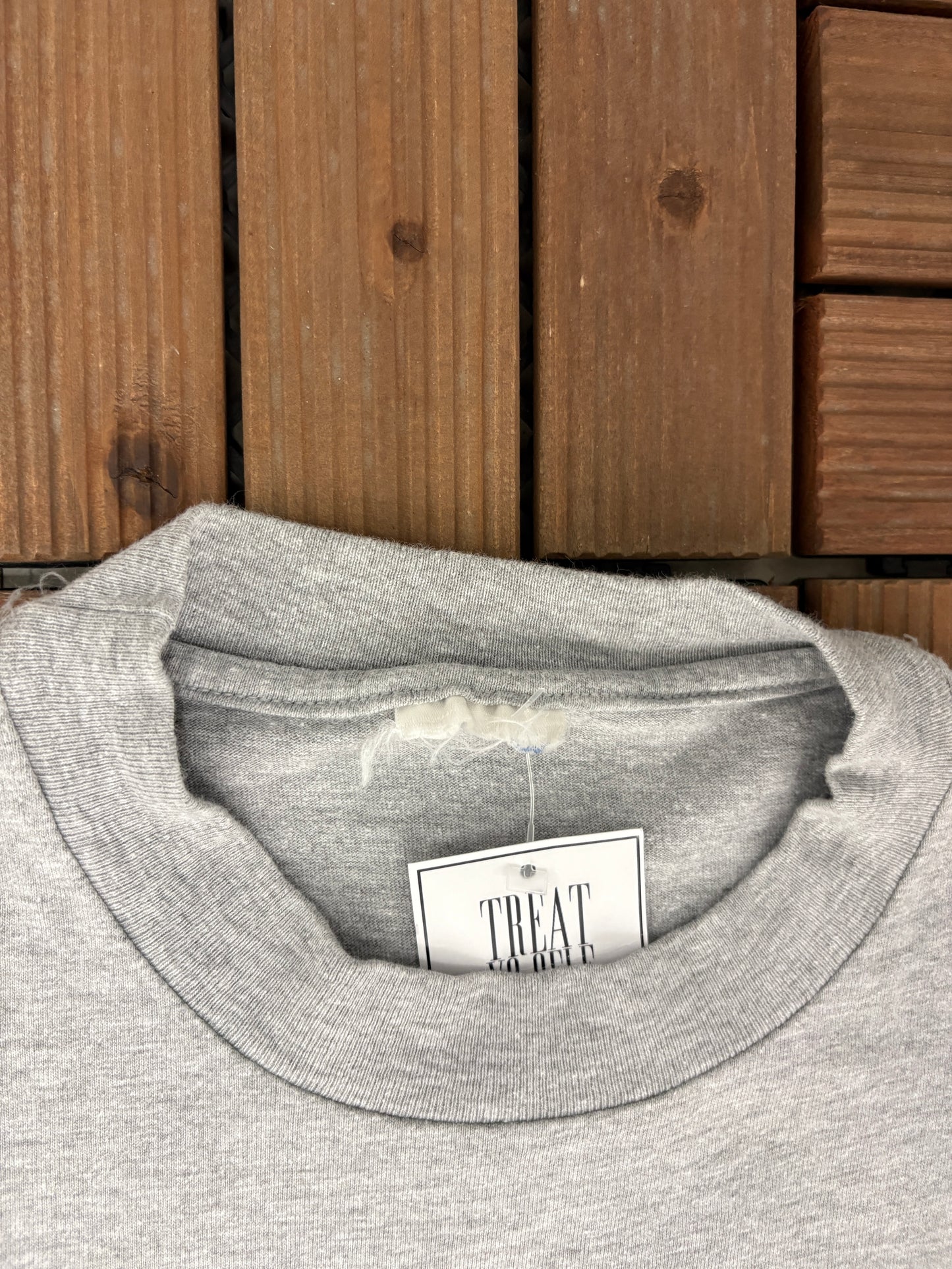 Planet Hollywood Las Vegas Graphic Tee | Size Large | Vintage 2000s Promotional Grey T-Shirt |