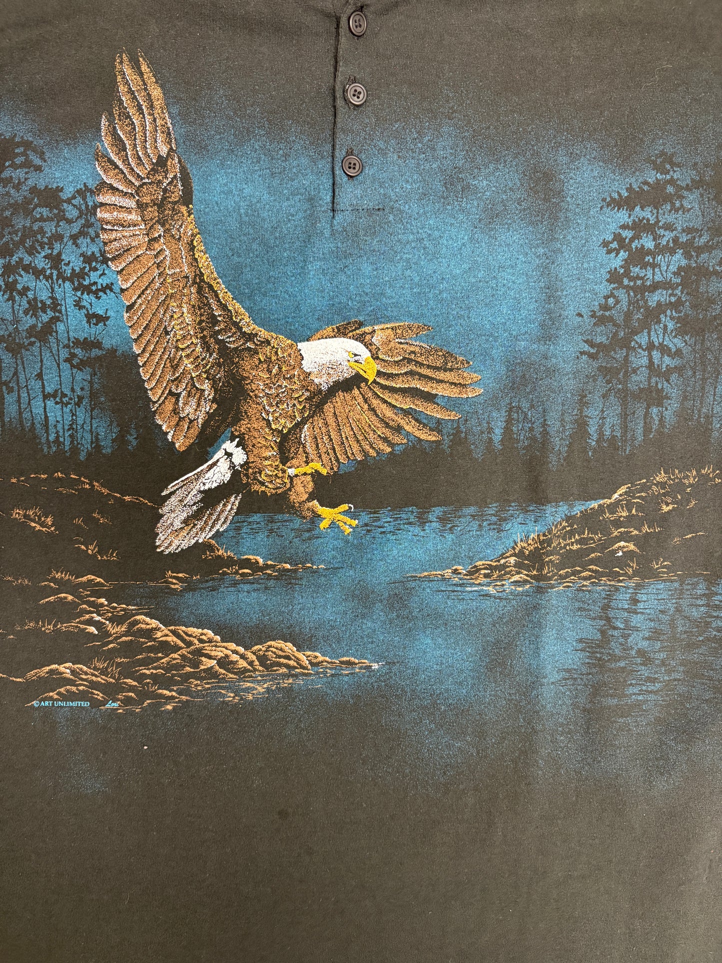 Soaring Bald Eagle Graphic Tee | Size X-Large | Vintage 1990s Animal Black Henley T-Shirt |