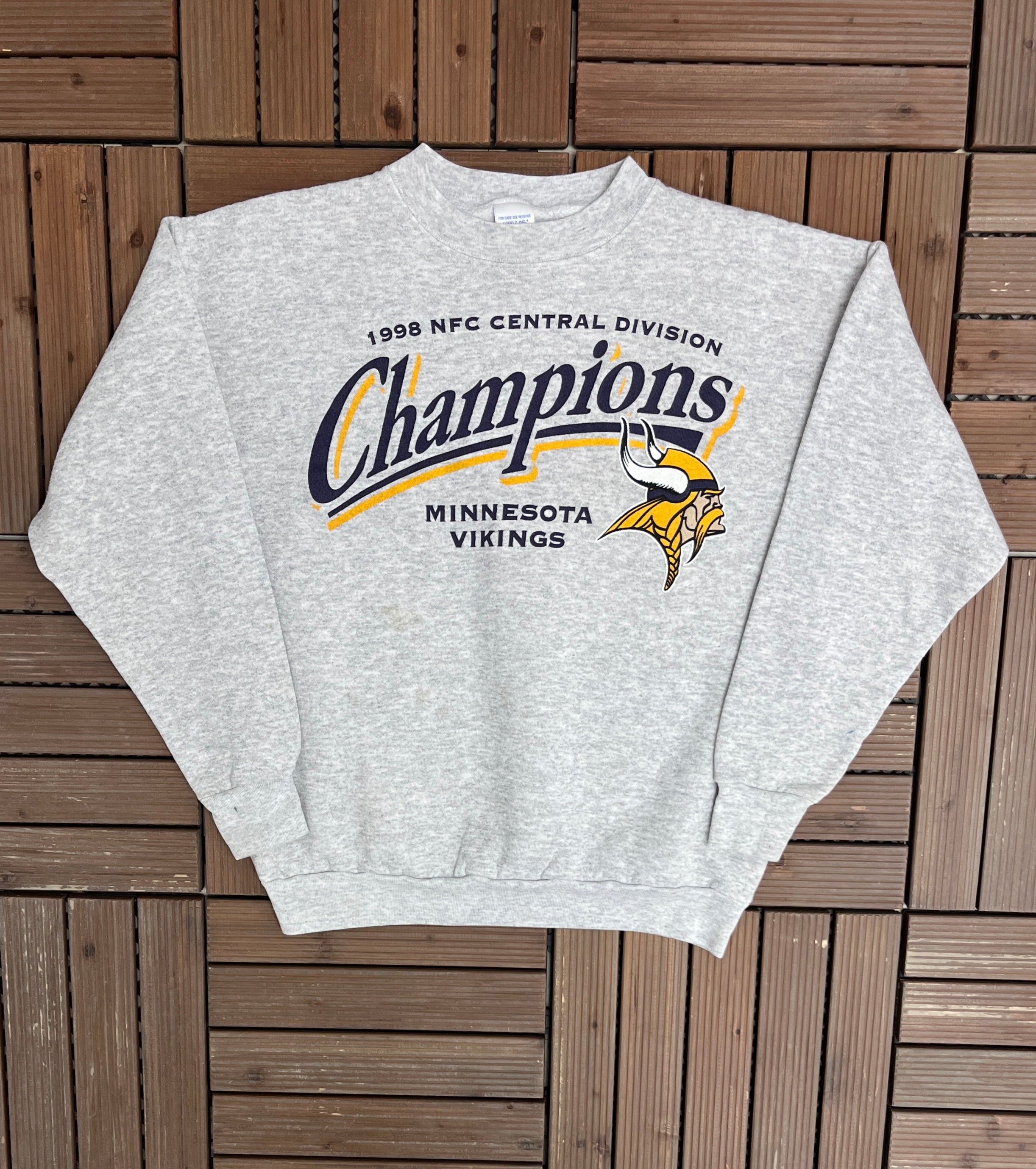 Minnesota Vikings Central Division Champions 1998 Lee Grey Sweatshirt –  Retrace