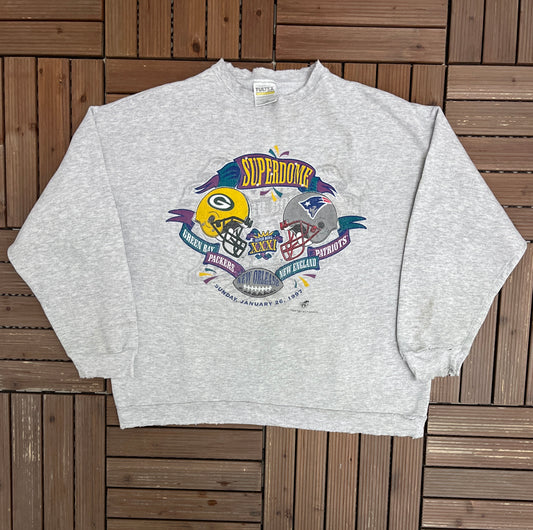 New England Patriots vs Green Bay Packers Super Bowl Graphic Crewneck | Size X-Large | Vintage 1990s NFL Football Grey Sweater |