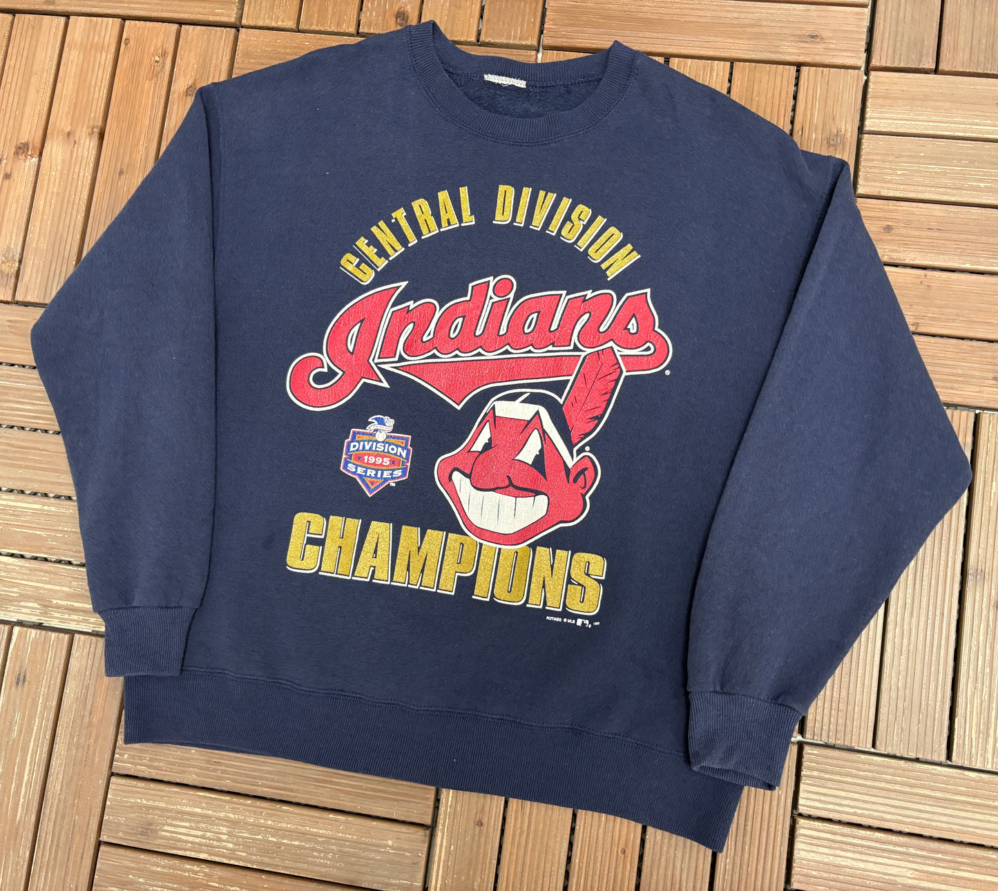 Cleveland Indians 1995 Central Division Champions Graphic Crewneck | Size Large | Vintage 1990s MLB Baseball Blue Sweater |