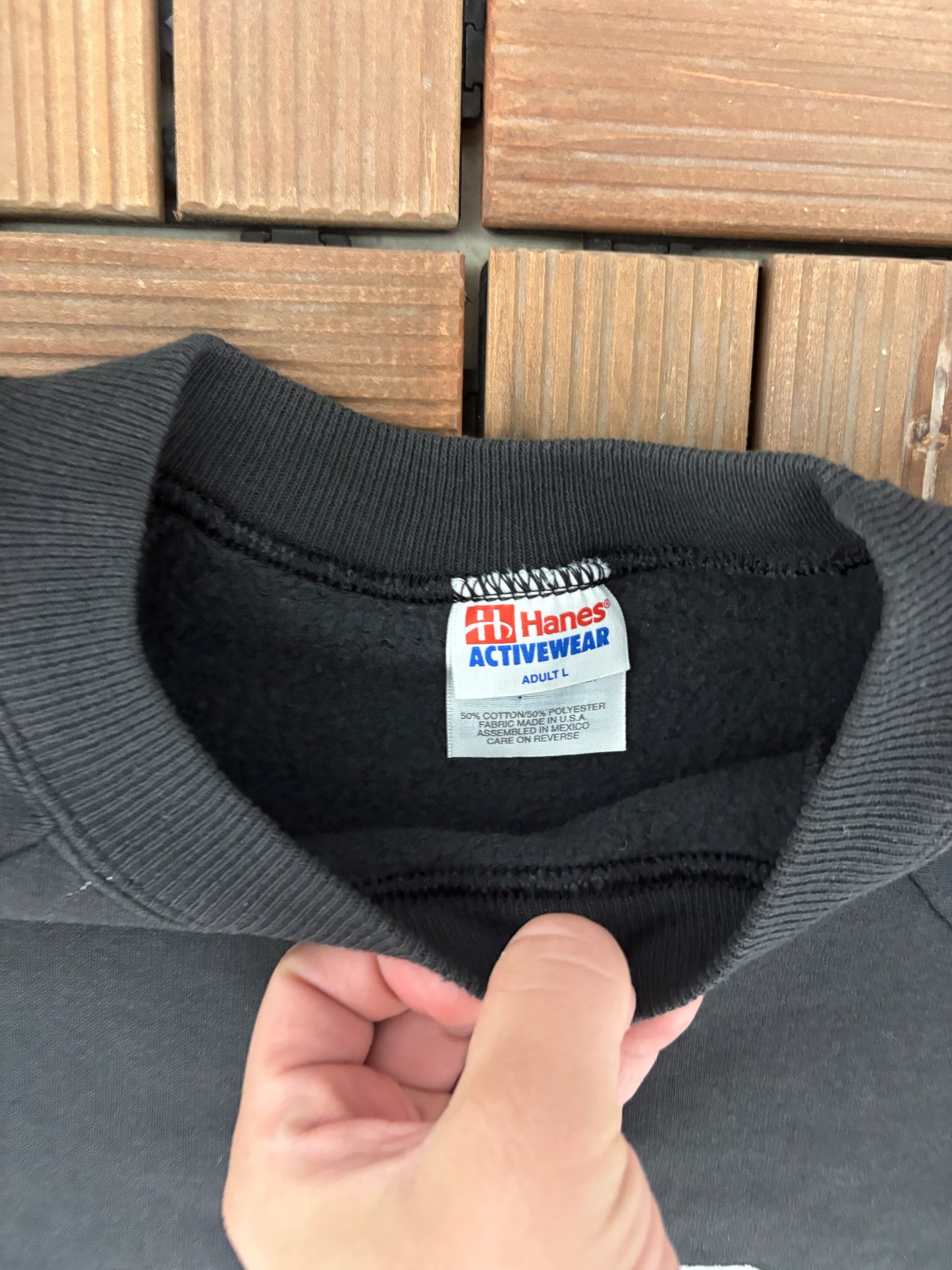 Chicago Basketball Graphic Crewneck | Size Large | Vintage 1980s Basketball Black Sweater |