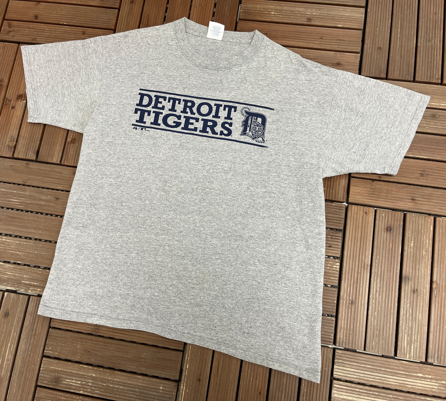 Detroit Tigers Graphic Tee | Size X-Large | Vintage 2000s MLB Baseball Grey T-Shirt |