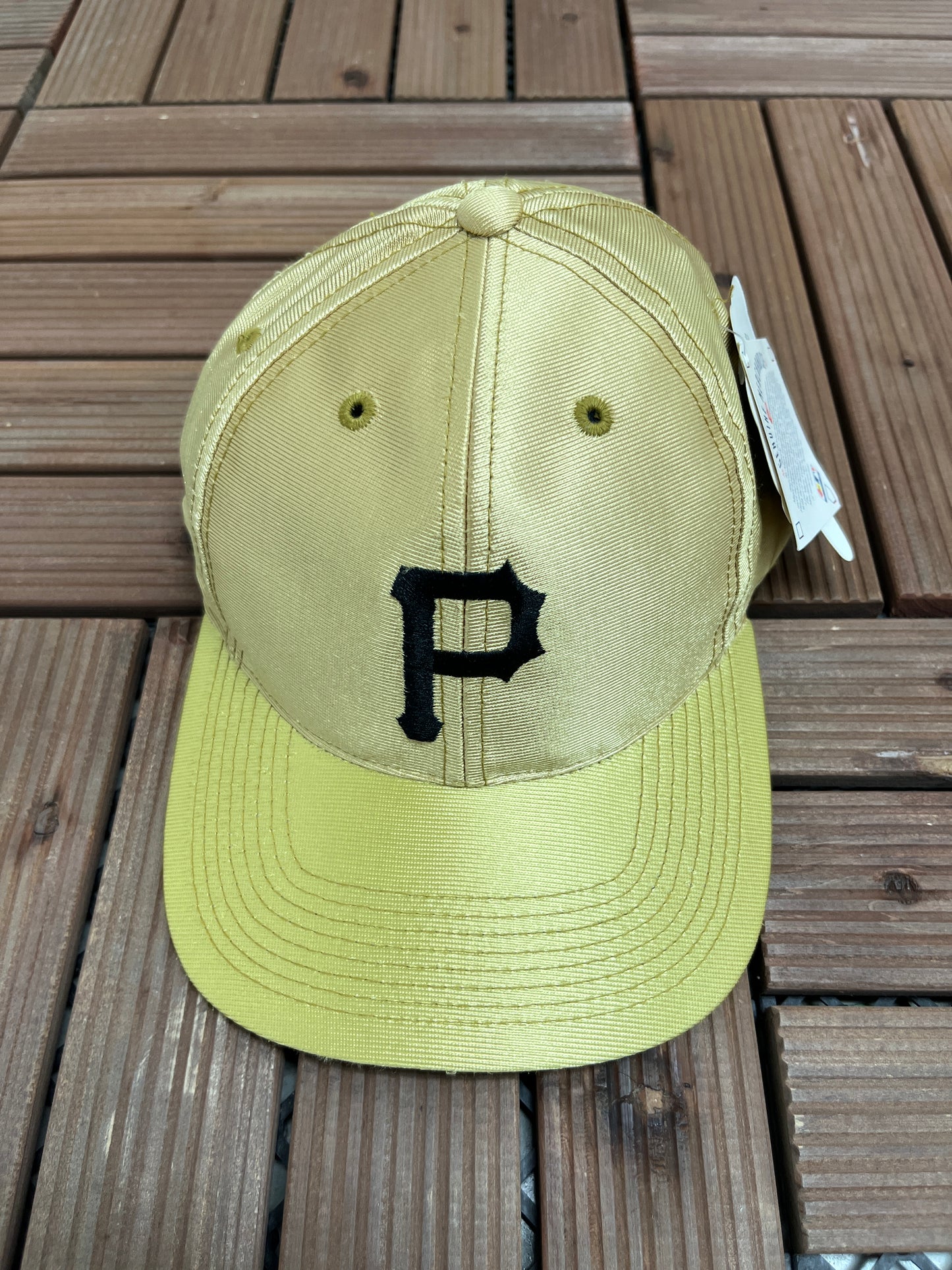 Pittsburgh Pirates Graphic Hat | Snap Back | Vintage 1990s MLB Baseball Gold Cap |