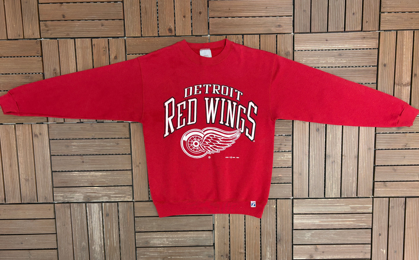 Detroit Red Wings Graphic Crewneck | Size Medium | Vintage 1990s NHL Hockey Red Sweater |