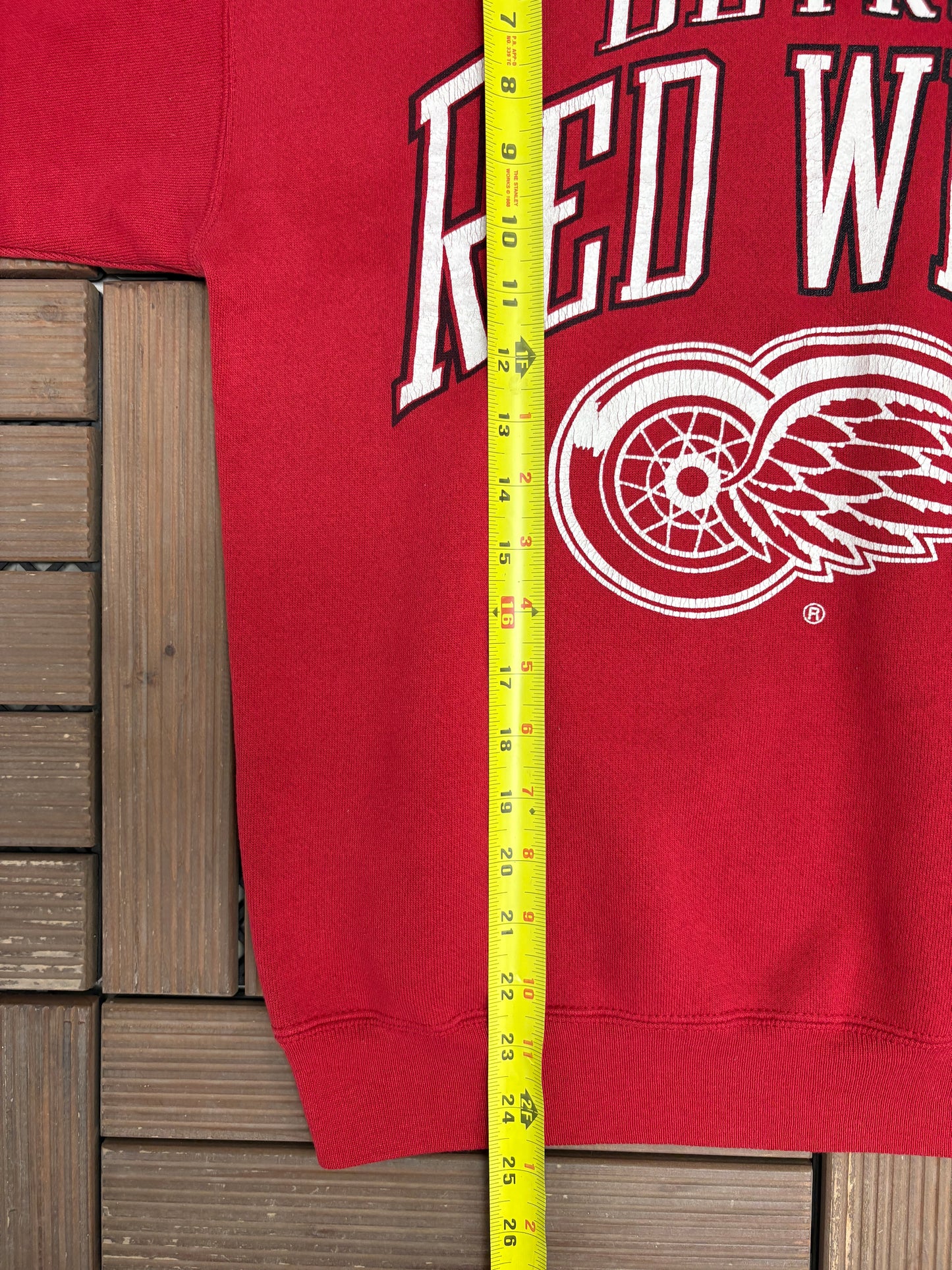 Detroit Red Wings Graphic Crewneck | Size Medium | Vintage 1990s NHL Hockey Red Sweater |