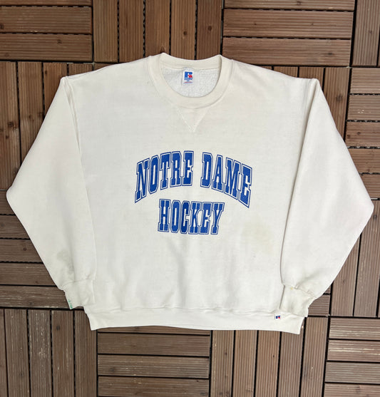 Notre Dame Fighting Irish Hockey Graphic Crewneck | Size XX-Large | Vintage 1990s College Sports White Sweater |