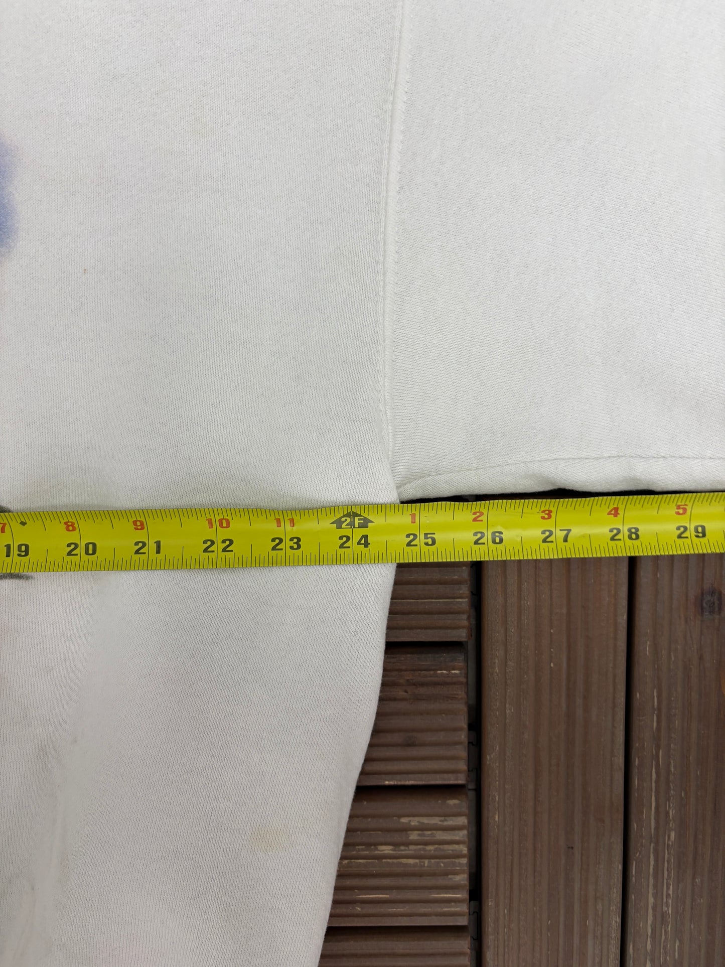 Disney's Animal Kingdom Graphic Crewneck | Size X-Large | Vintage 1990s White Cartoon Promotional Sweater |