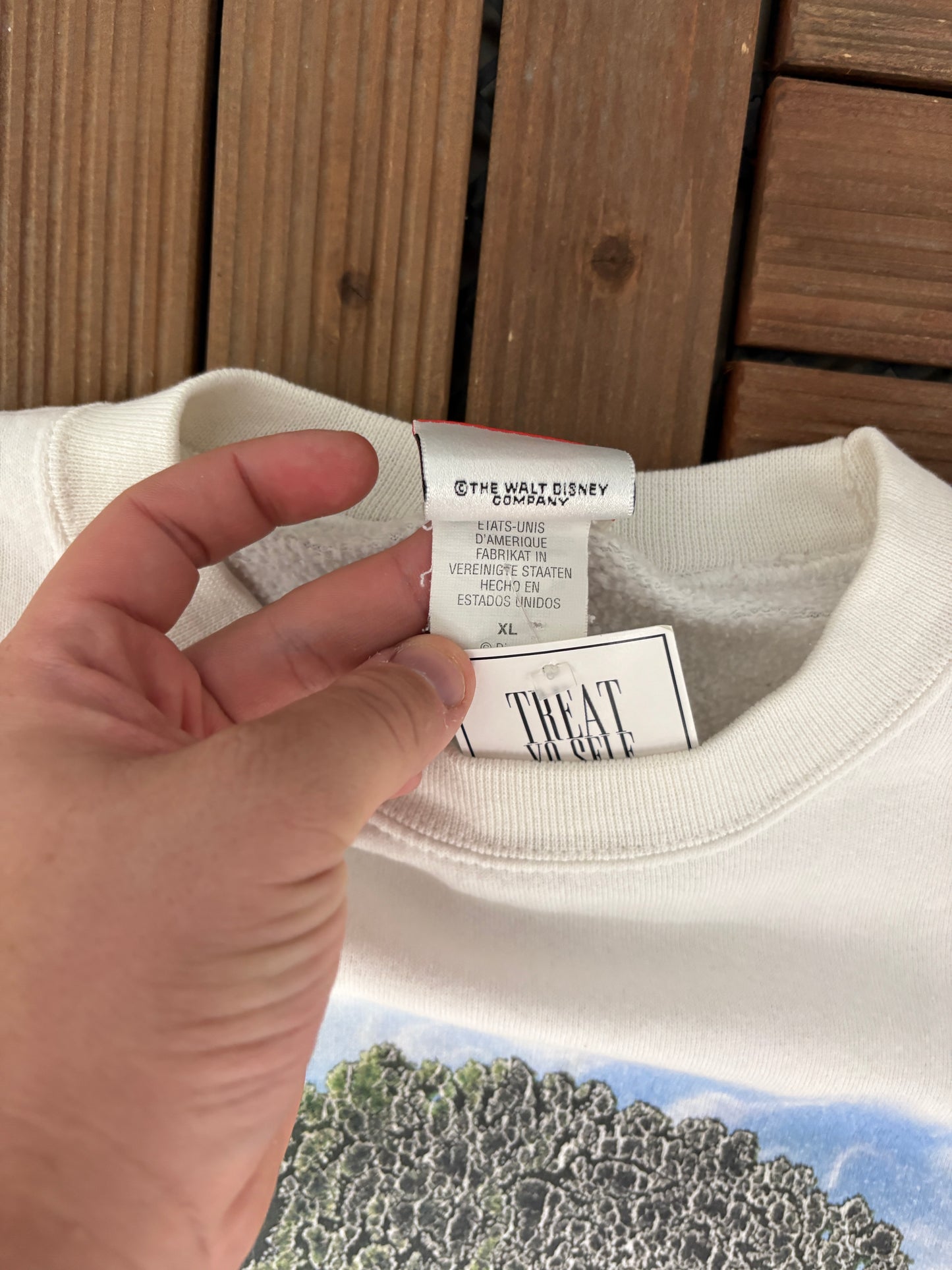 Disney's Animal Kingdom Graphic Crewneck | Size X-Large | Vintage 1990s White Cartoon Promotional Sweater |