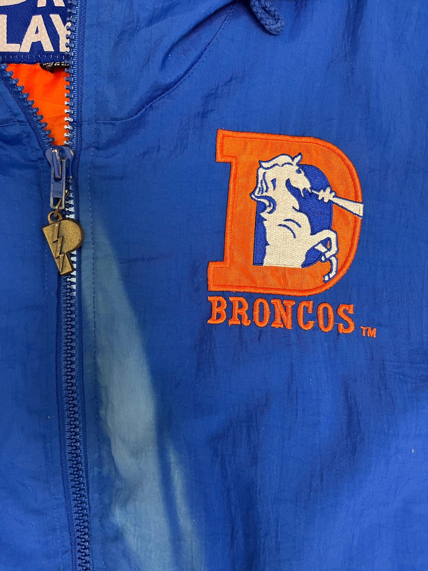 Denver Broncos Puffer Jacket | Size Large | Vintage 1990s NFL Football Pro Player Blue Jacket |