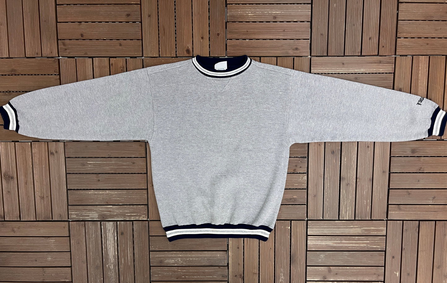 Discus Athletic Grey Crewneck | Size Medium | Vintage 1990s Grey Blank Sweater |