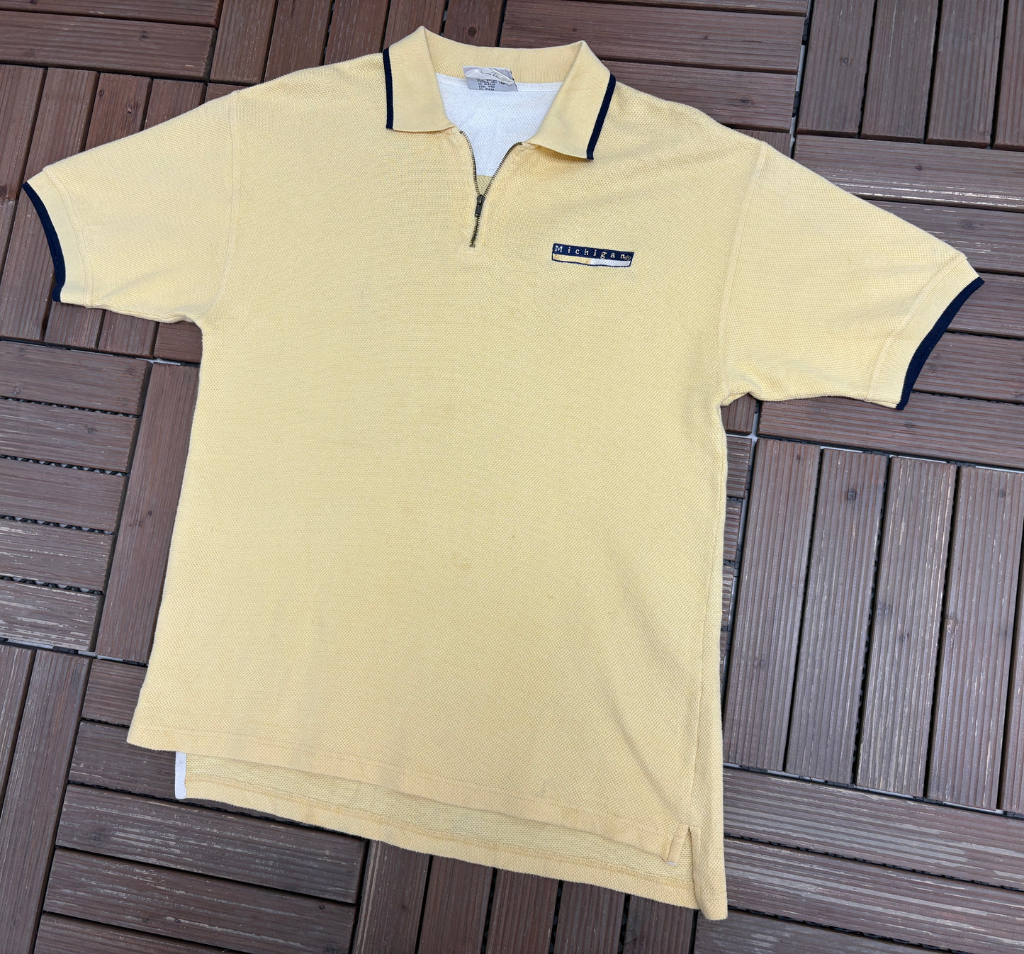 Michigan Wolverines Graphic Tee | Size Large | Vintage 2000s College Yellow Polo T-Shirt |