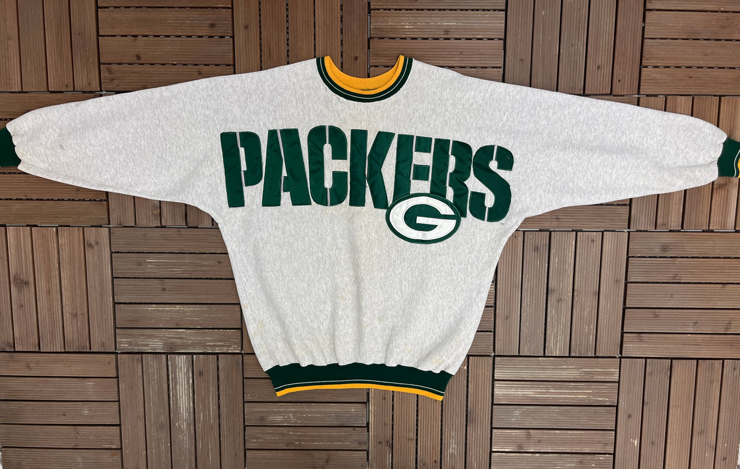 Green Bay Packers Wingspan Graphic Crewneck | Size X-Large | Vintage 1990s NFL Football Grey Sweater |