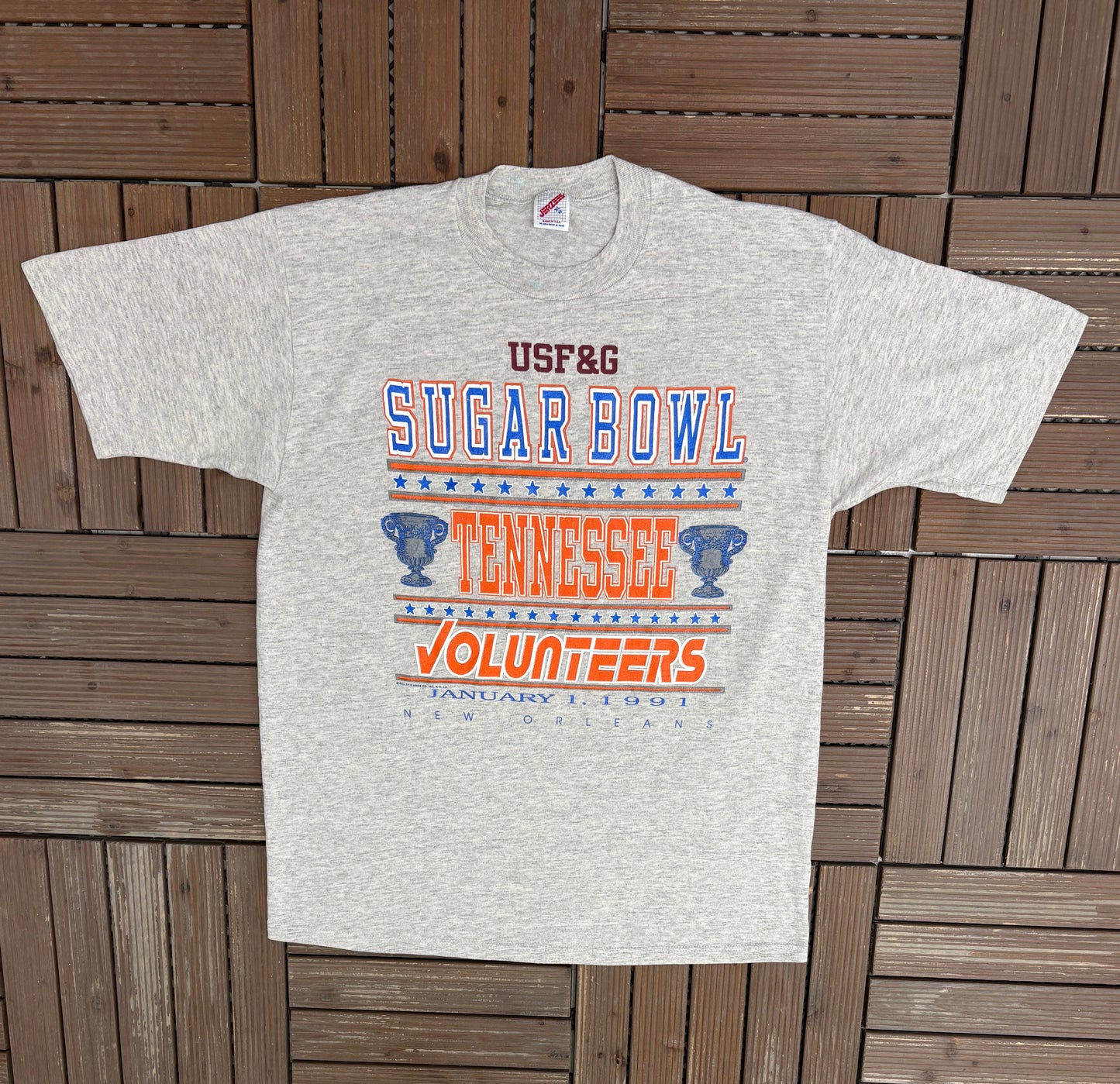 Tennessee Volunteers 1991 Sugar Bowl Champions Graphic Tee | Size X-Large | Vintage 1990s College Football Grey T-Shirt |