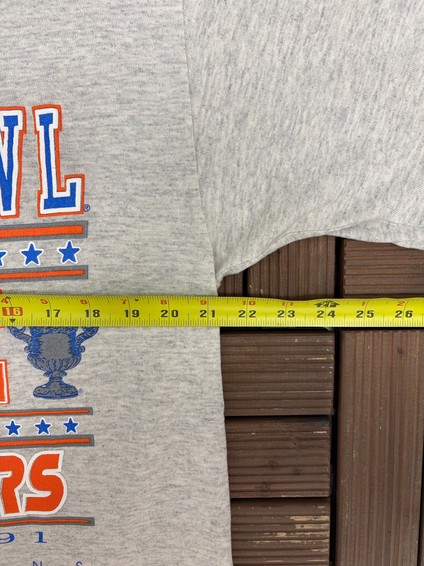 Tennessee Volunteers 1991 Sugar Bowl Champions Graphic Tee | Size X-Large | Vintage 1990s College Football Grey T-Shirt |