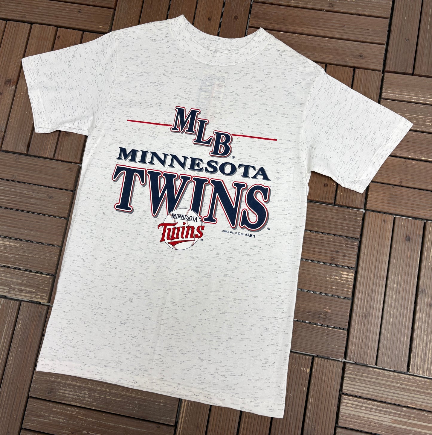 Minnesota Twins Graphic Tee | Size Medium | Vintage 1990s MLB Baseball Grey T-Shirt |