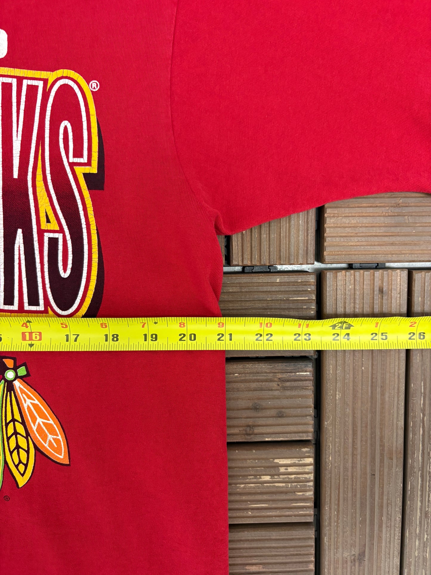 Chicago Blackhawks Graphic Tee | Size Large | Vintage 1990s NHL Hockey Red T-Shirt |