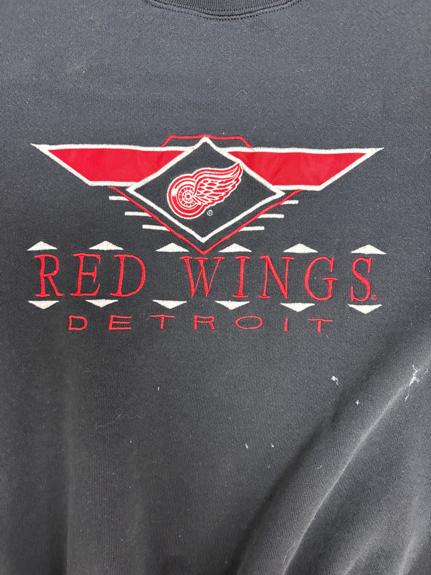 Detroit Red Wings Graphic Crewneck | Size Medium | Vintage 1990s NHL Hockey Black Sweater |