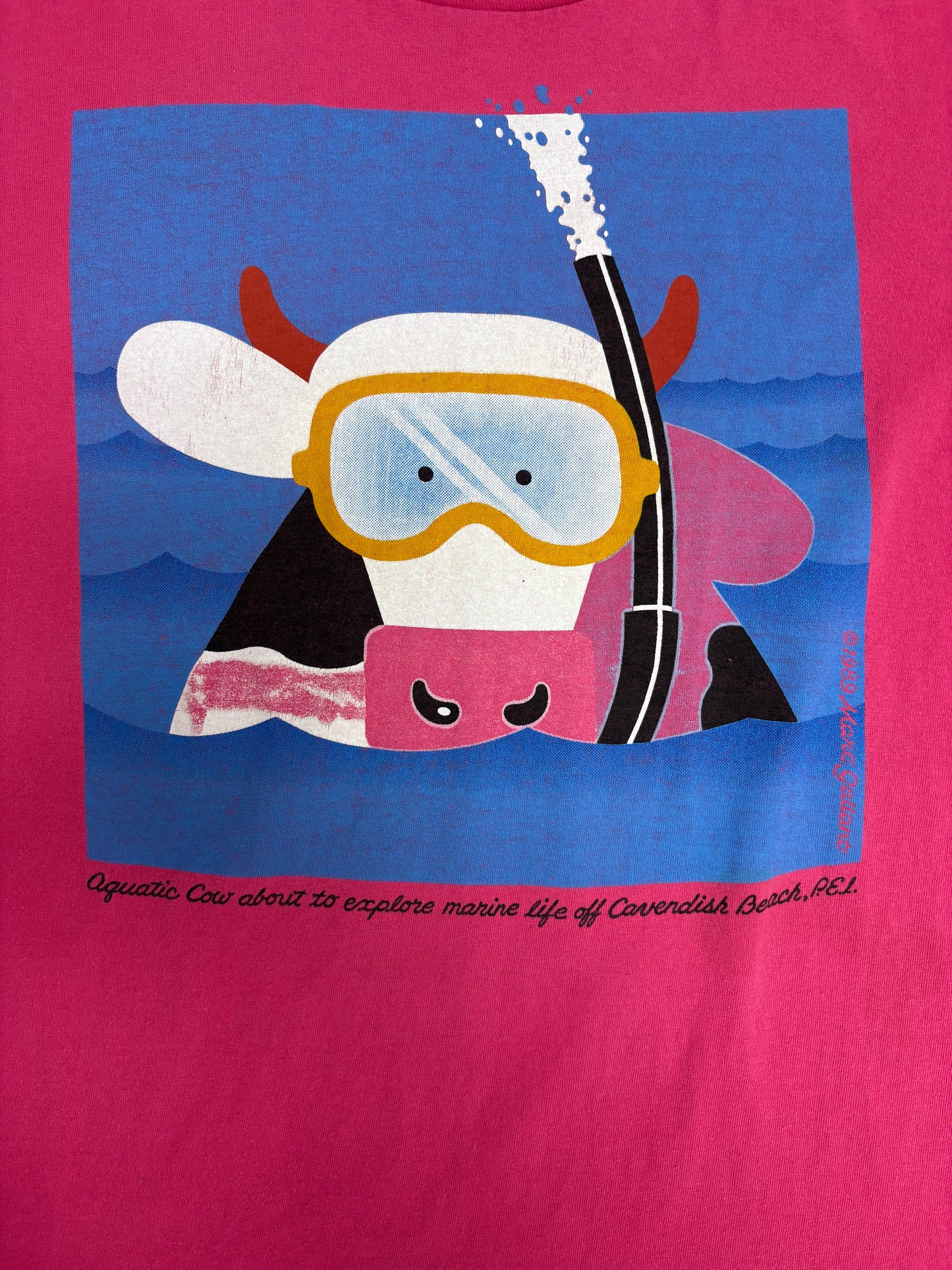 Cows Creamery Prince Edward Island Graphic Tee | Size Large | Vintage 1980s Promotional Pink T-Shirt |