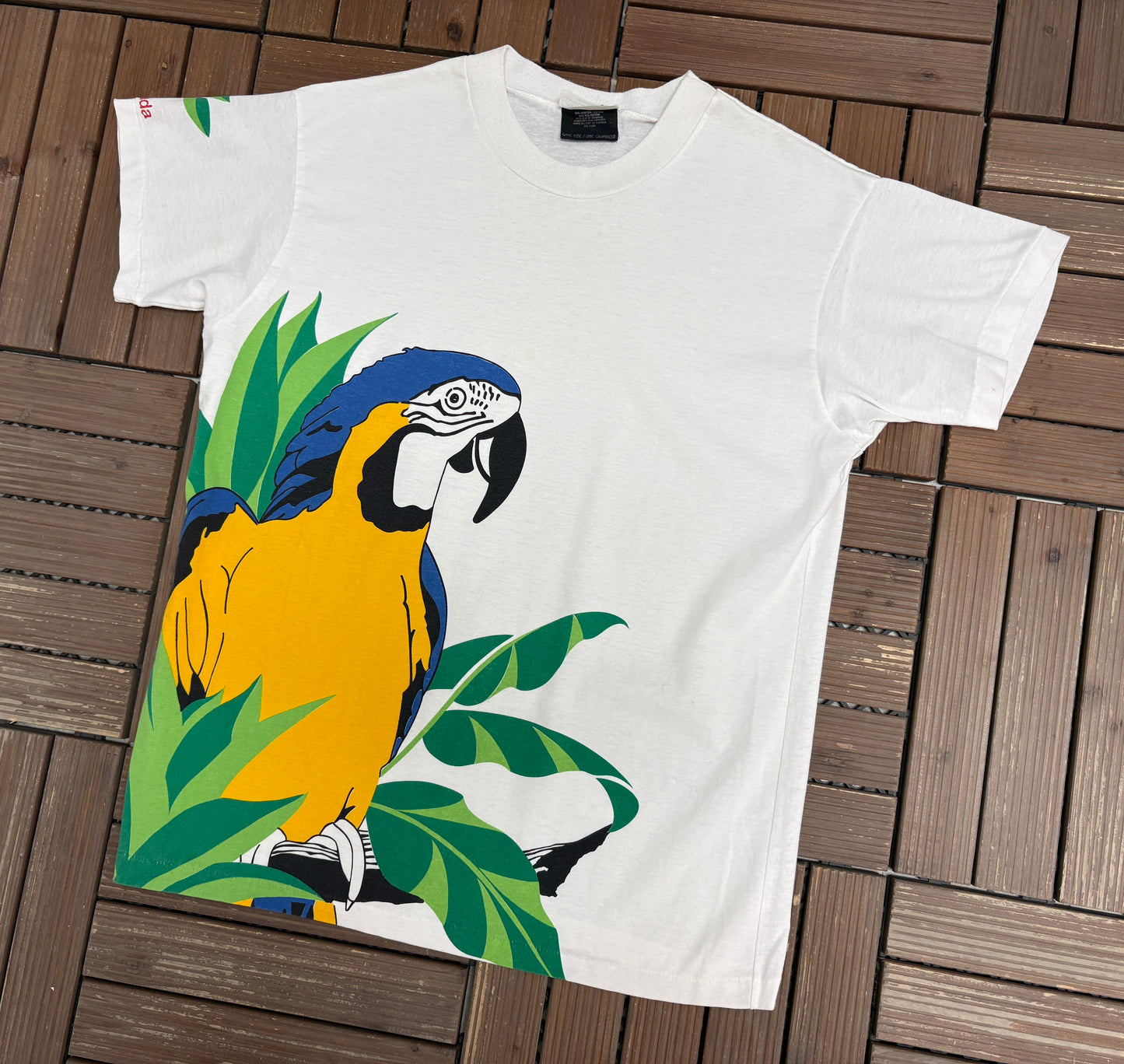 Caryn Elliott Tropical Macaw Graphic Tee | One Size | Vintage 1990s Tourist White T-Shirt |