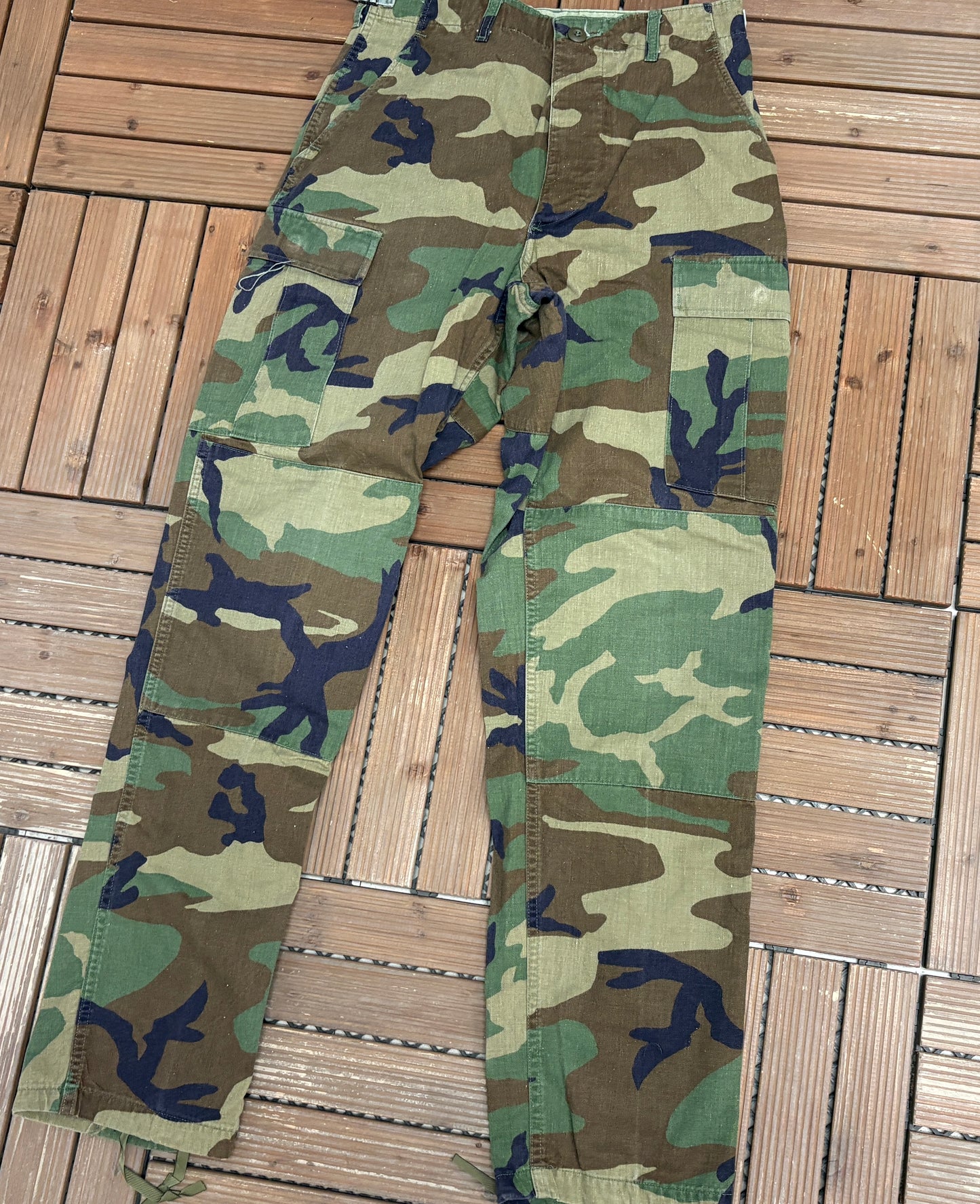 Camouflage Military Cargo Pants | Size Small-Long | Vintage 1990s Camouflage Green Cargo Pants |