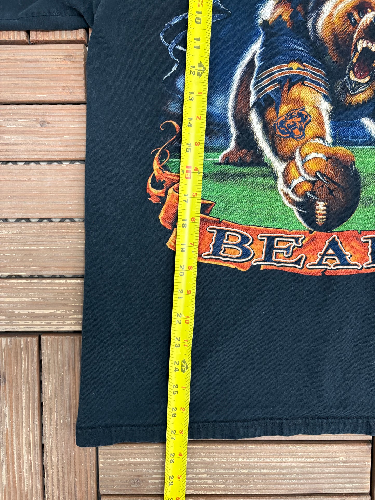 Chicago Bears Graphic Tee | Size Large | Vintage 2000s NFL Football Black T-Shirt |