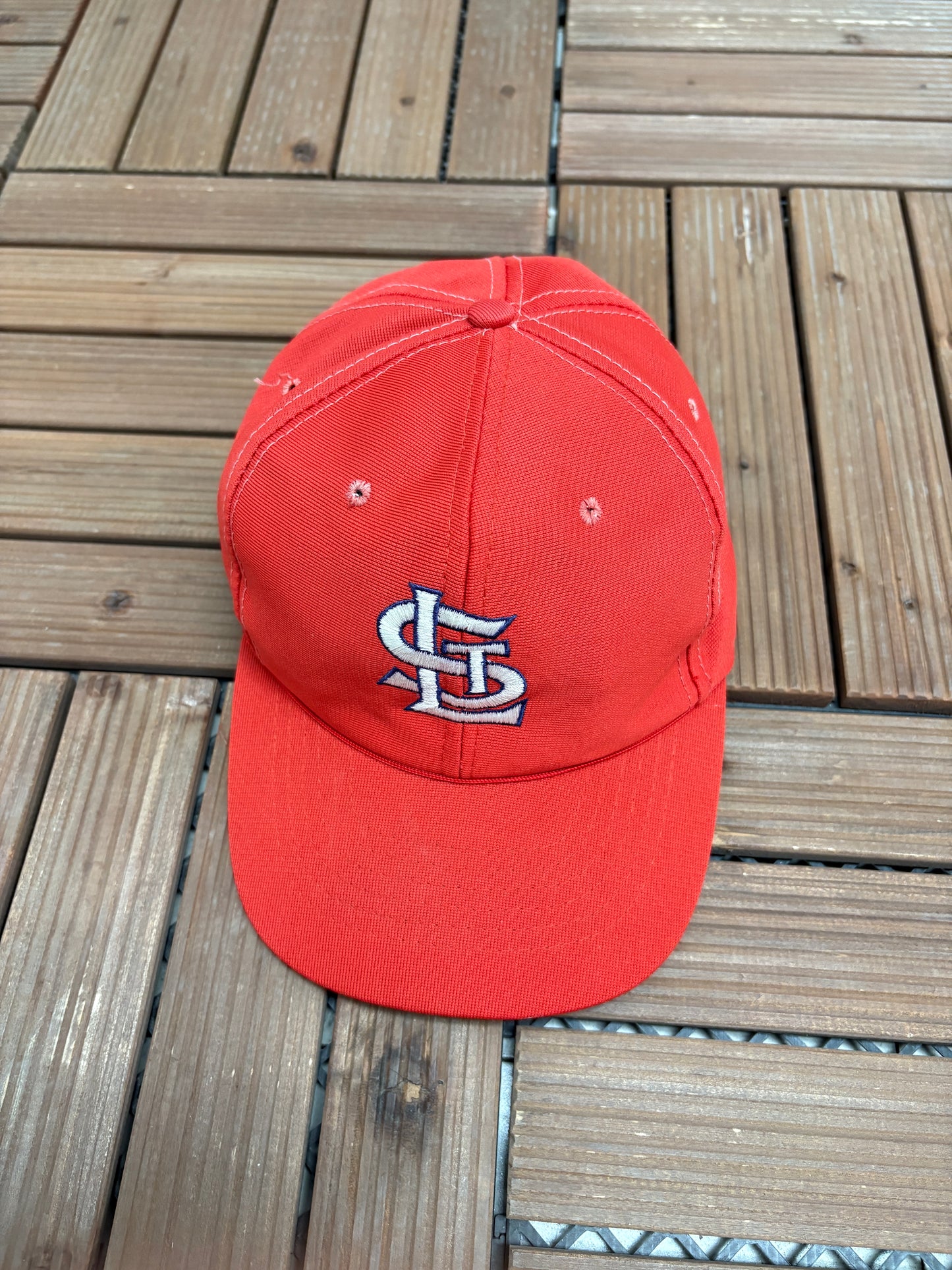 St. Louis Cardinals Embroidered Graphic Hat | Snap Back | Vintage 1990s MLB Baseball Red Cap |