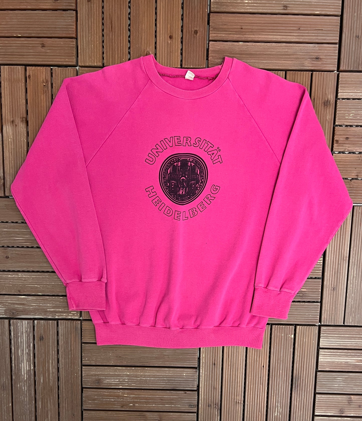 Universität Heidelberg Graphic Crewneck | Size Large | Vintage 1980s Pink University Sweater |