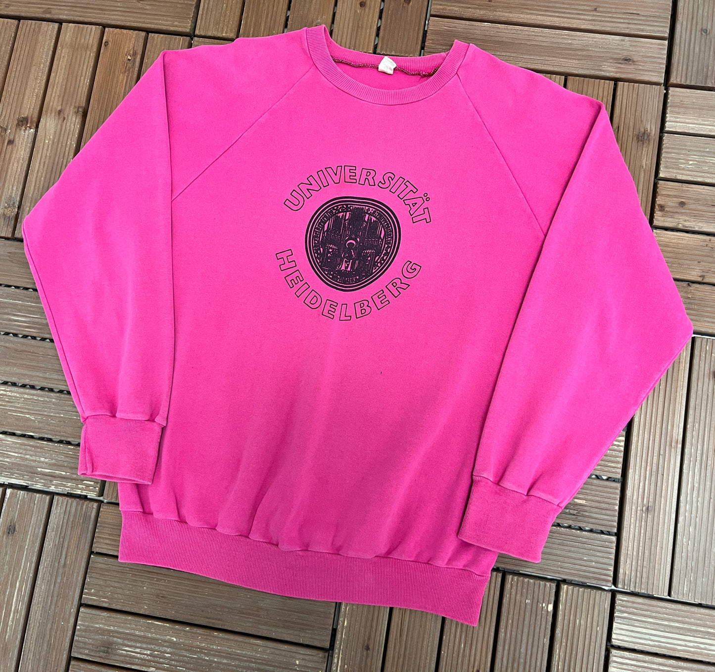 Universität Heidelberg Graphic Crewneck | Size Large | Vintage 1980s Pink University Sweater |