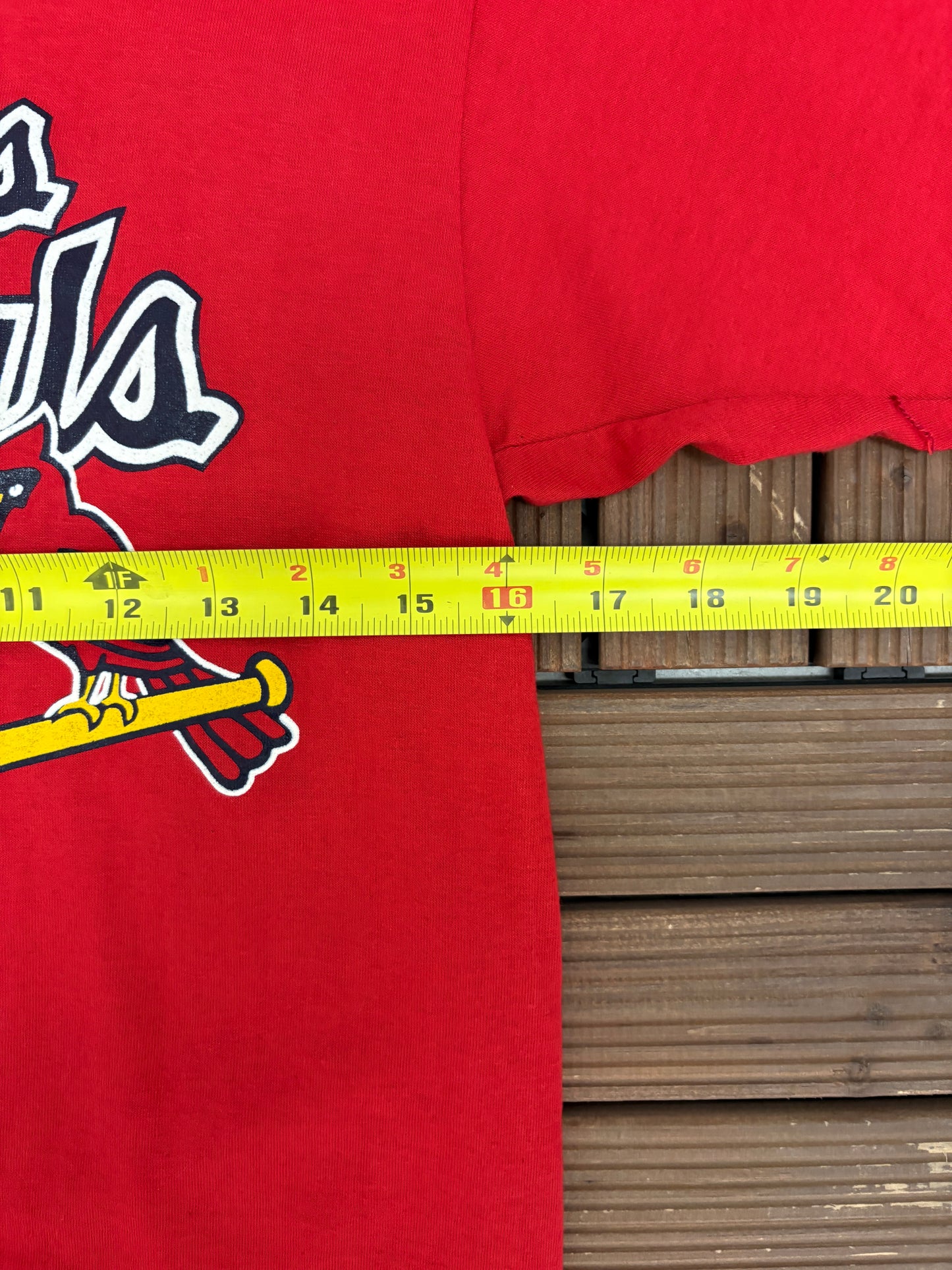 St. Louis Cardinals Graphic Tee | Size Medium | Vintage 1980s MLB Baseball Red T-Shirt |