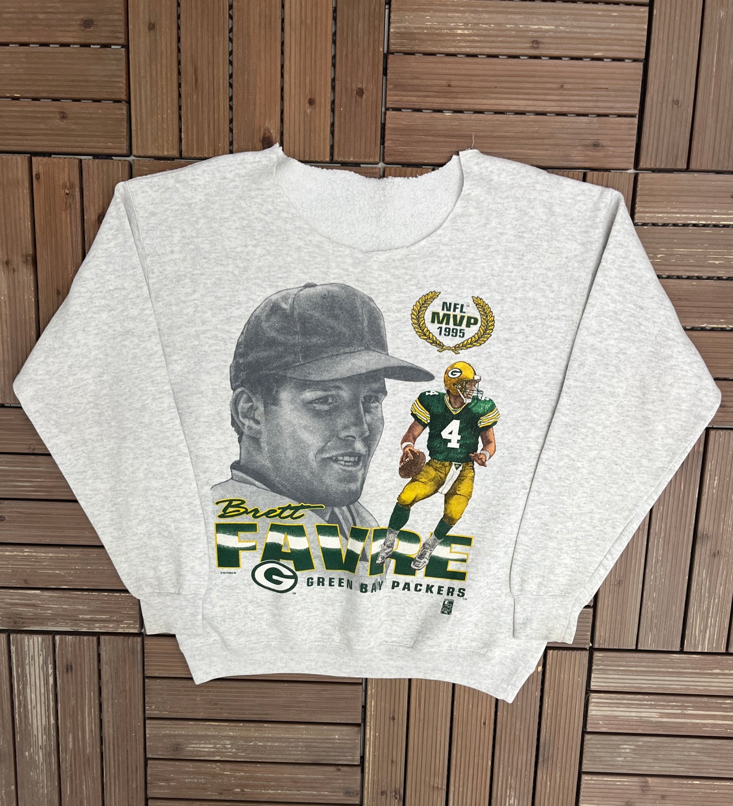 Green Bay Packers Brett Favre Graphic Crewneck | Size Large | Vintage 1990s NFL Football Grey Sweater |