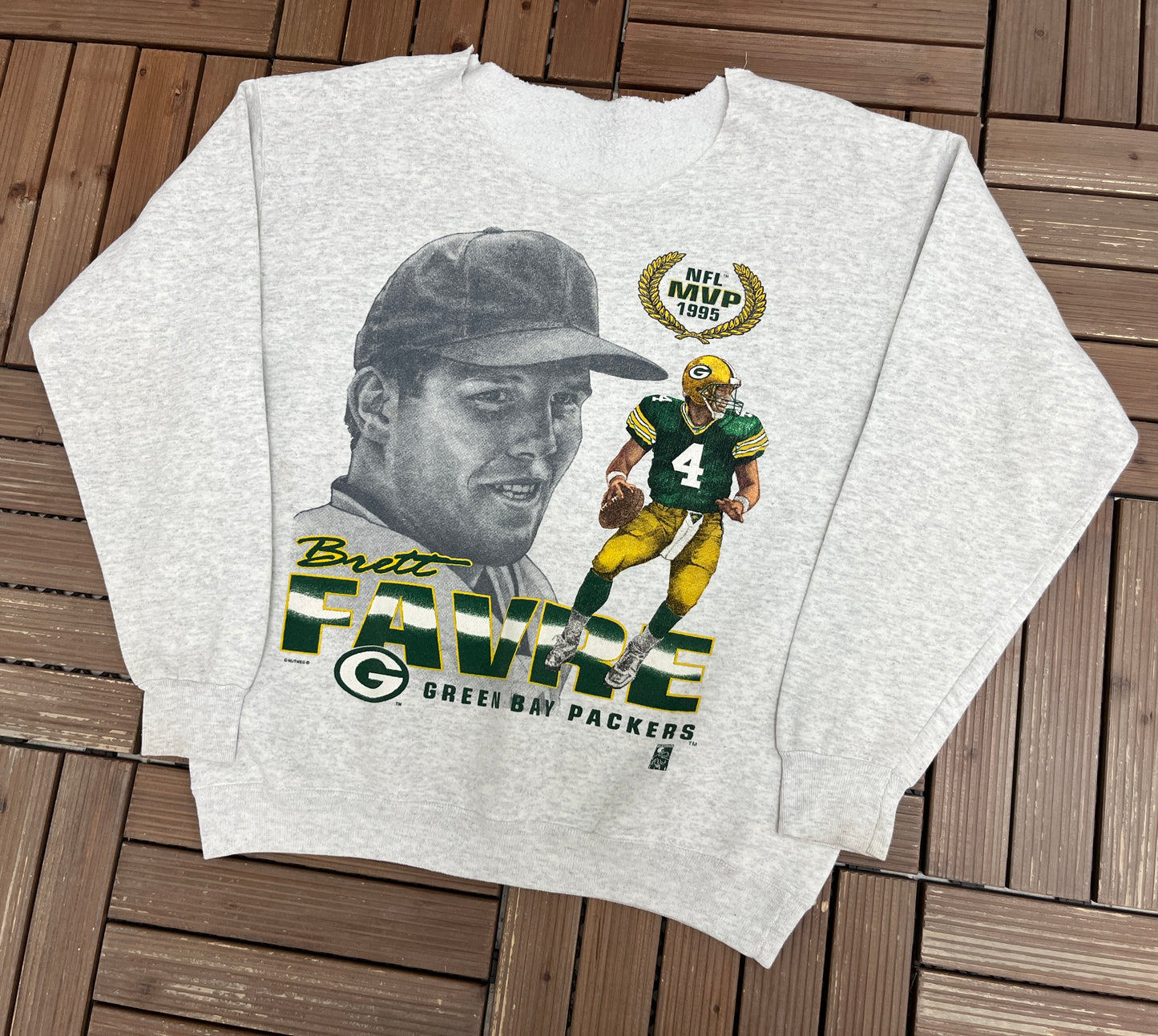 Green Bay Packers Brett Favre Graphic Crewneck | Size Large | Vintage 1990s NFL Football Grey Sweater |