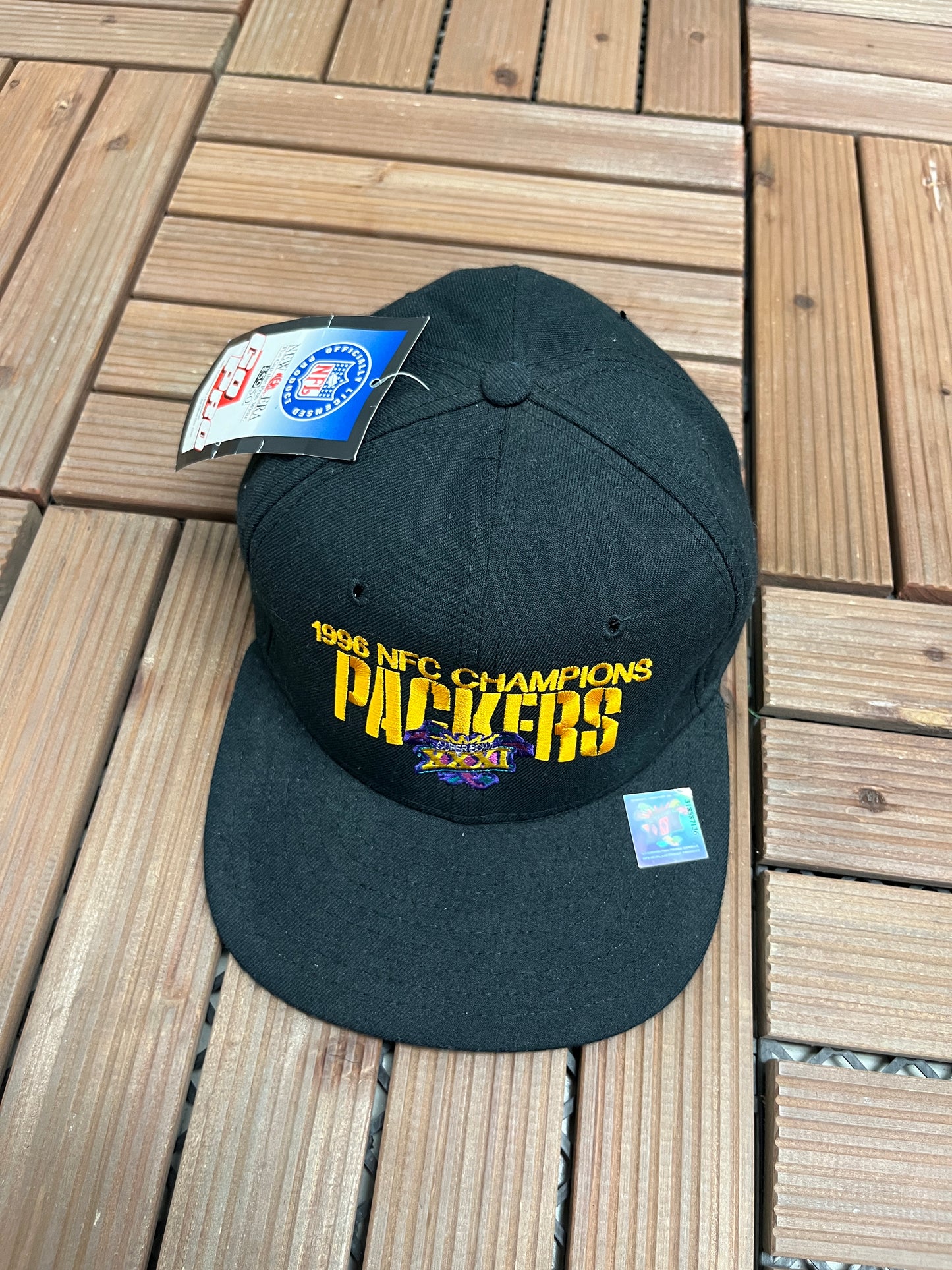 Green Bay Packers 1996 NFC Champions Graphic Hat | Snap Back | Vintage 1990s NFL Football Black Cap |