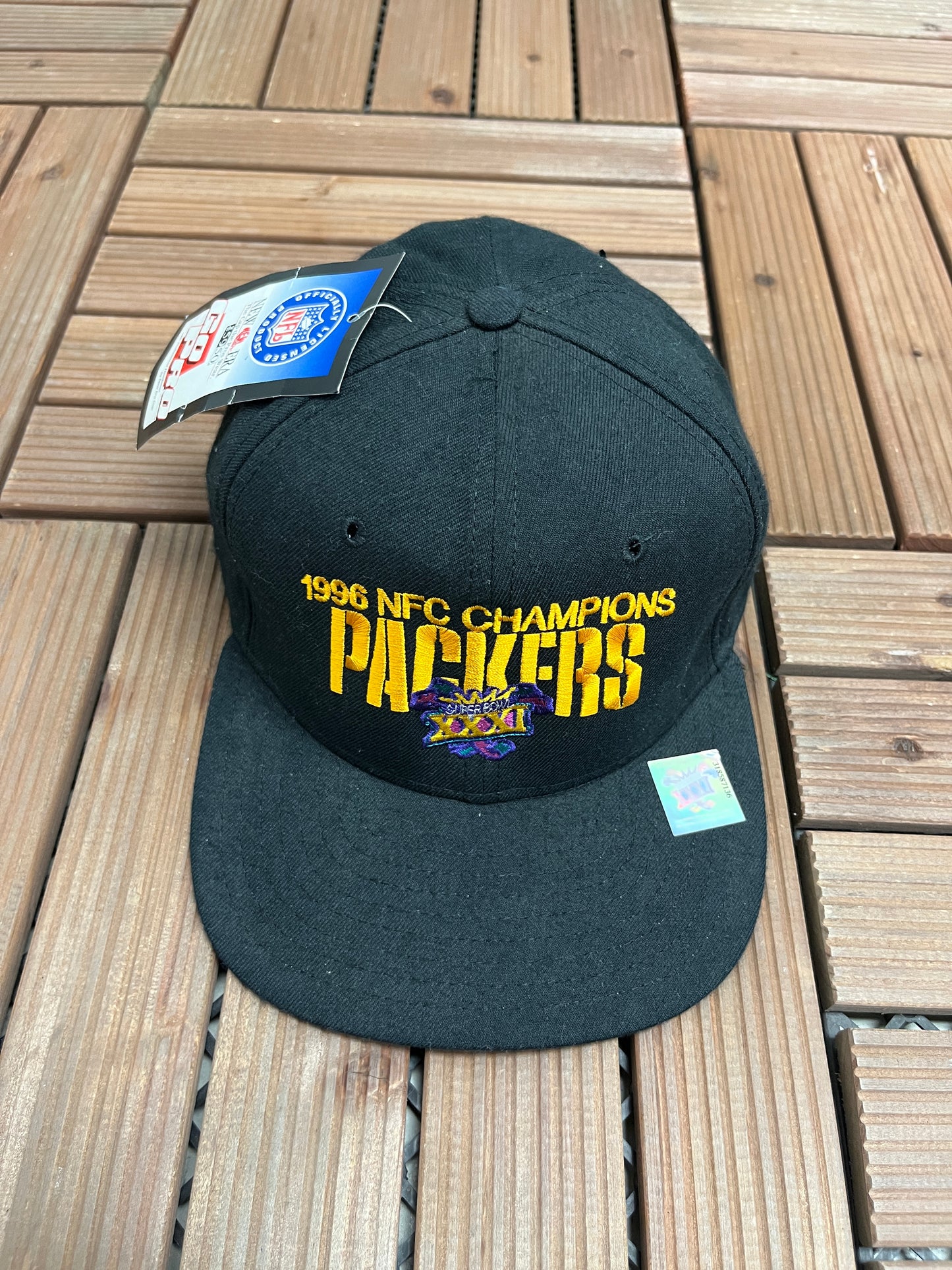 Green Bay Packers 1996 NFC Champions Graphic Hat | Snap Back | Vintage 1990s NFL Football Black Cap |