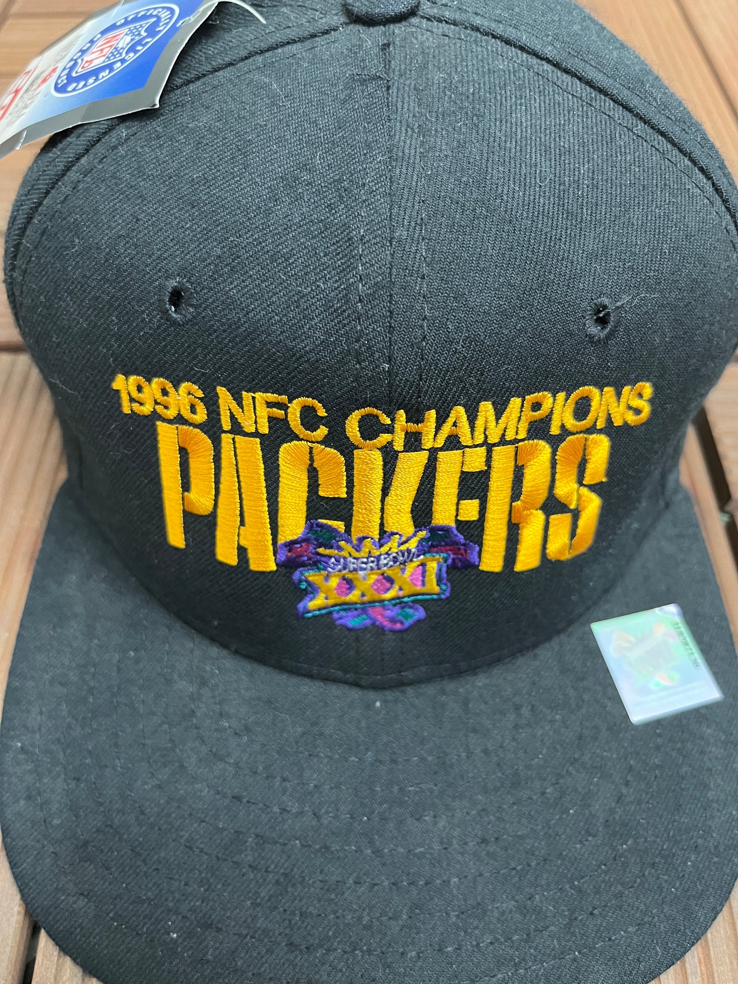 Green Bay Packers 1996 NFC Champions Graphic Hat | Snap Back | Vintage 1990s NFL Football Black Cap |