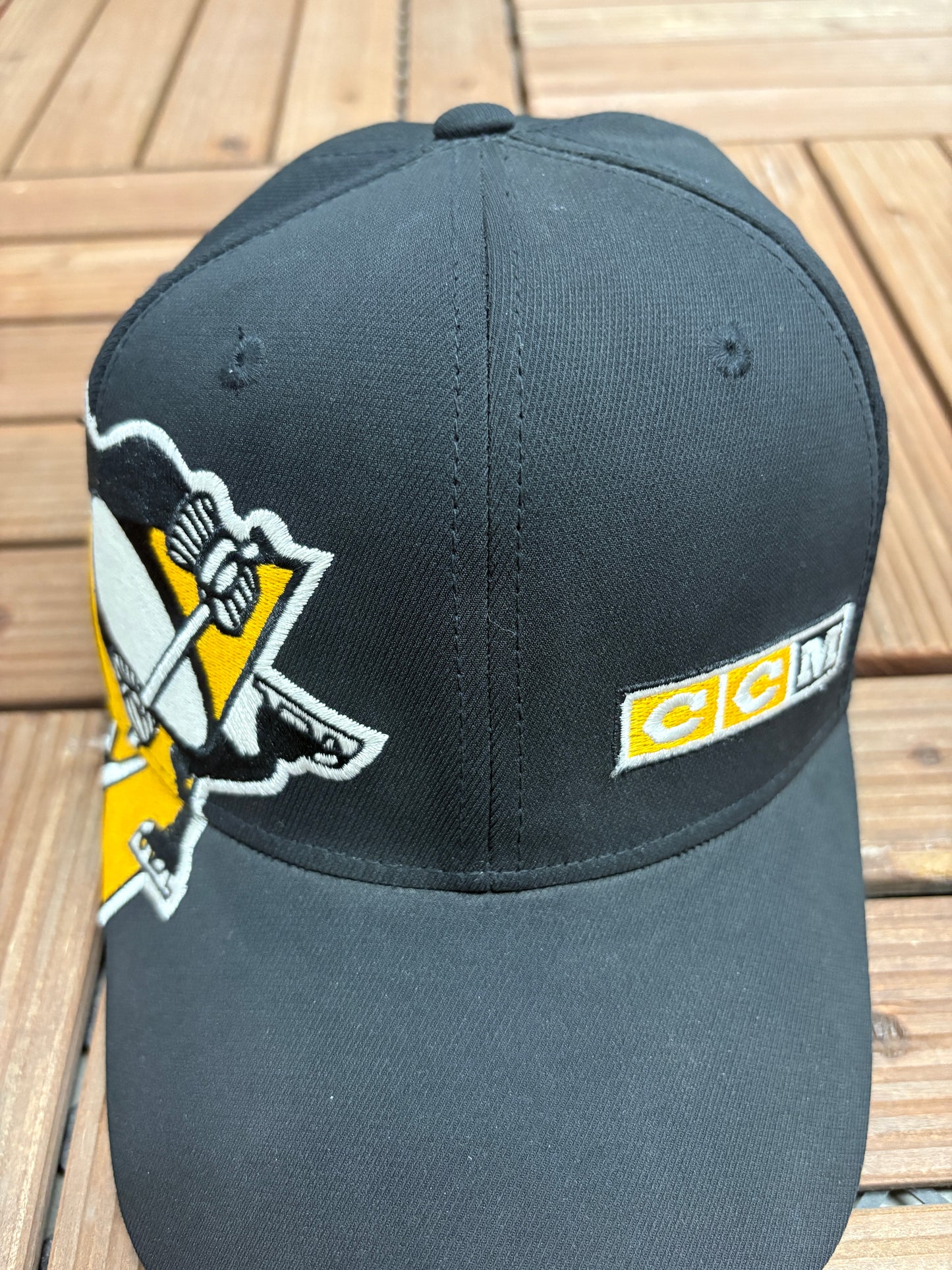 Pittsburgh Penguins Embroidered Graphic Hat | Size Small/Medium | Vintage 2000s CCM NHL Hockey Black Cap |