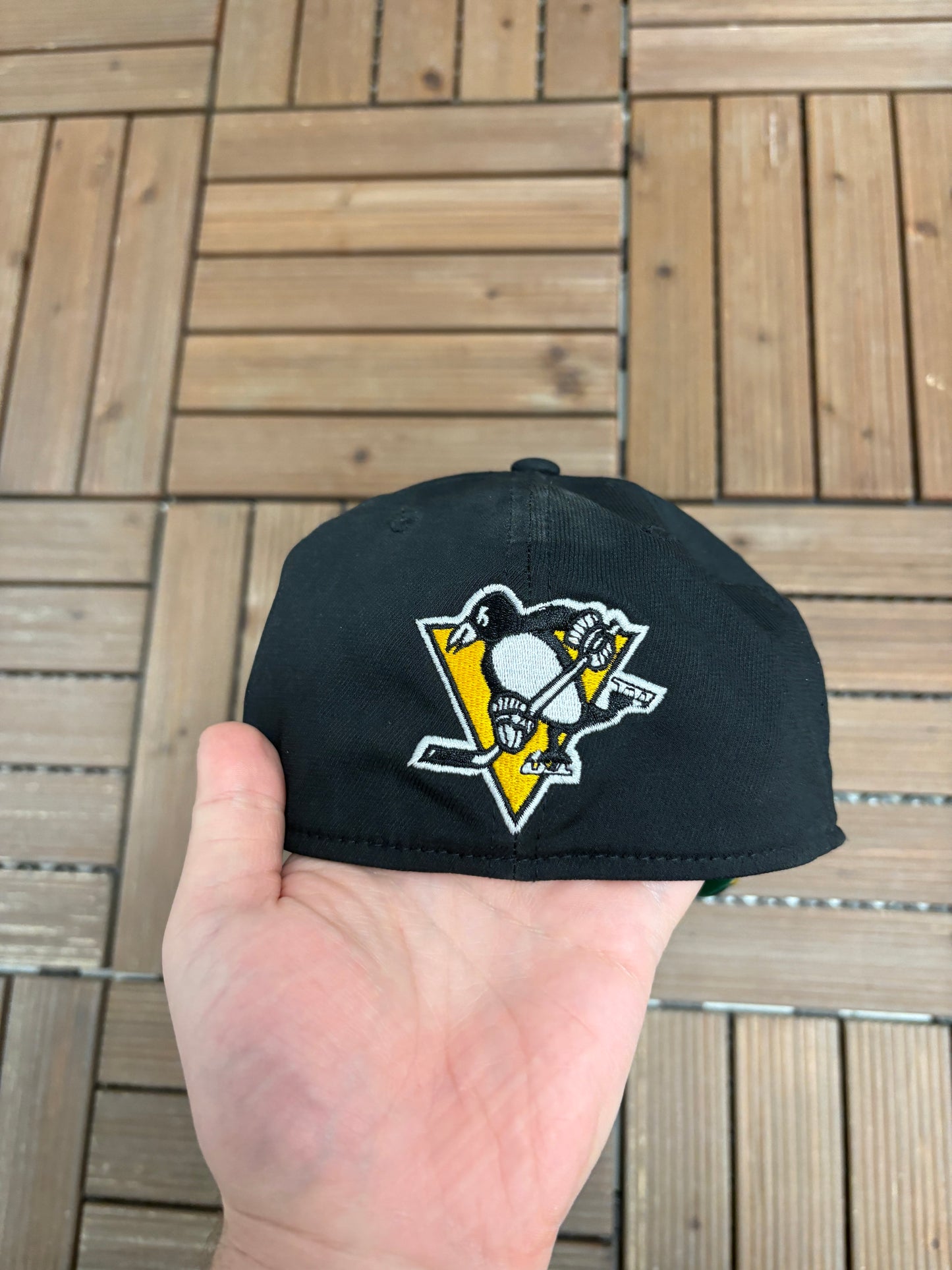 Pittsburgh Penguins Embroidered Graphic Hat | Size Small/Medium | Vintage 2000s CCM NHL Hockey Black Cap |