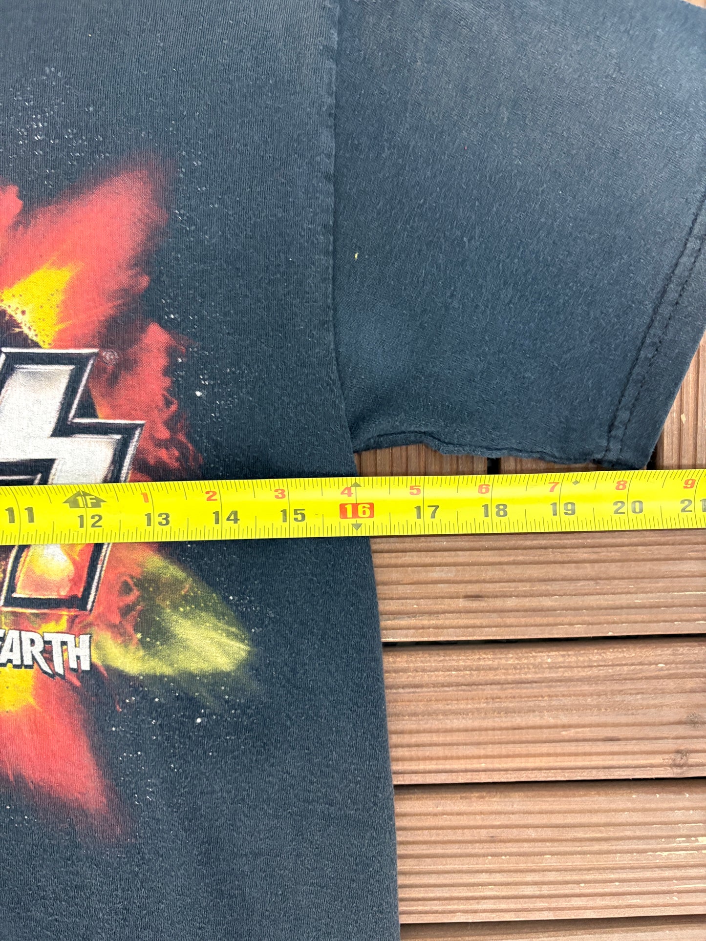 Kiss The Hottest Show On Earth Graphic Tee | Size Small | Vintage 2000s Rock Band Black T-Shirt |