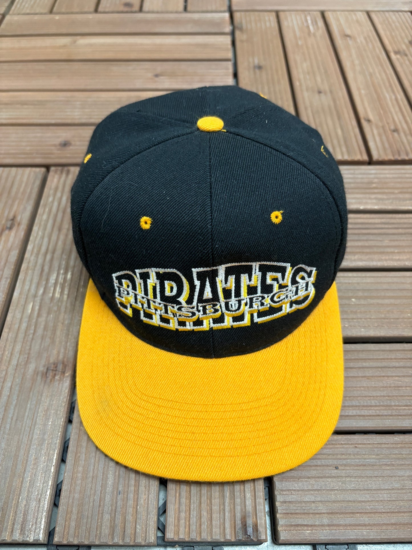 Pittsburgh Pirates Embroidered Hat | Snap Back | Vintage 2000s MLB Baseball Black Cap |