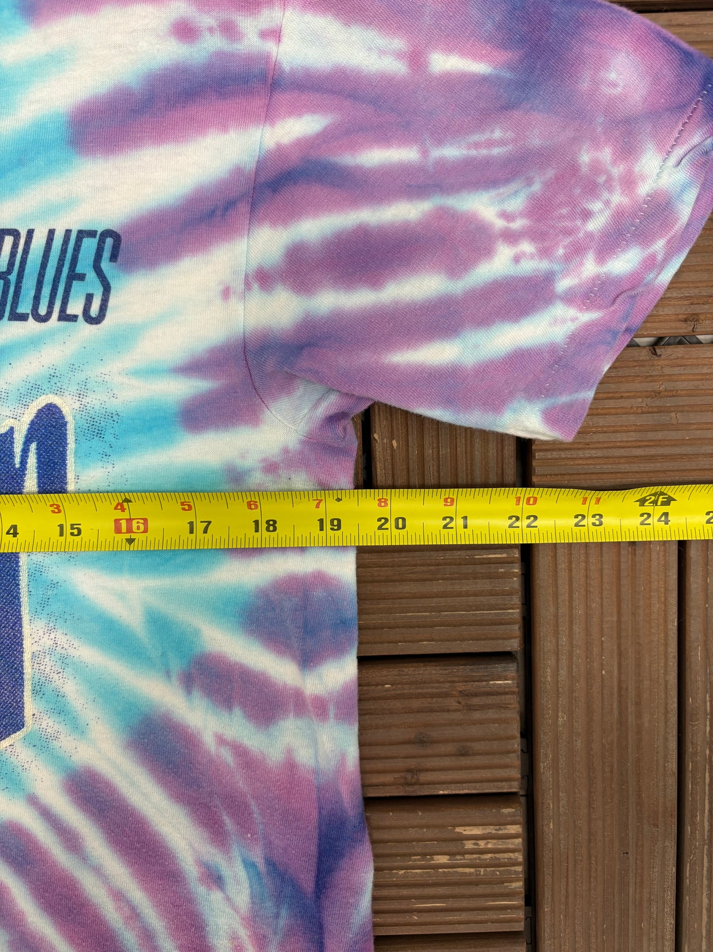 The Moody Blues Sur La Mer Graphic Tee | Size Medium | Vintage 1980s Rock Band Tie Dye T-Shirt |