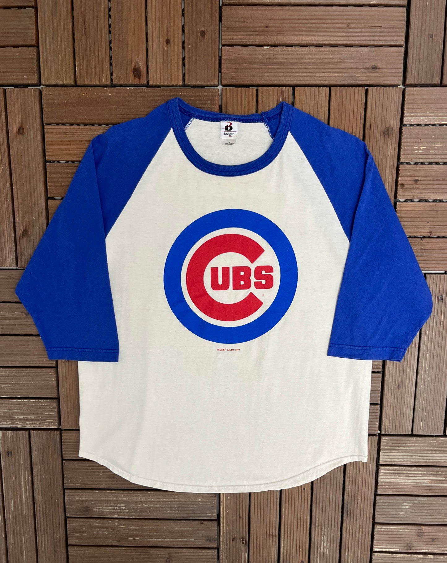 Chicago Cubs Graphic Tee | Size Large | Vintage 2000s MLB Baseball White 3/4 Sleeve Shirt |