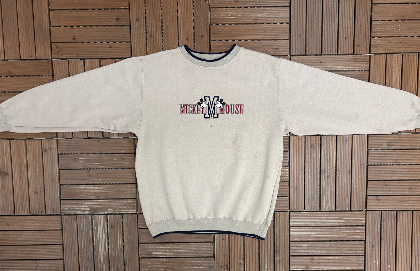 Mickey Mouse Embroidered Graphic Crewneck | Size X-Large | Vintage 2000s Disney Promotional Beige Sweater |