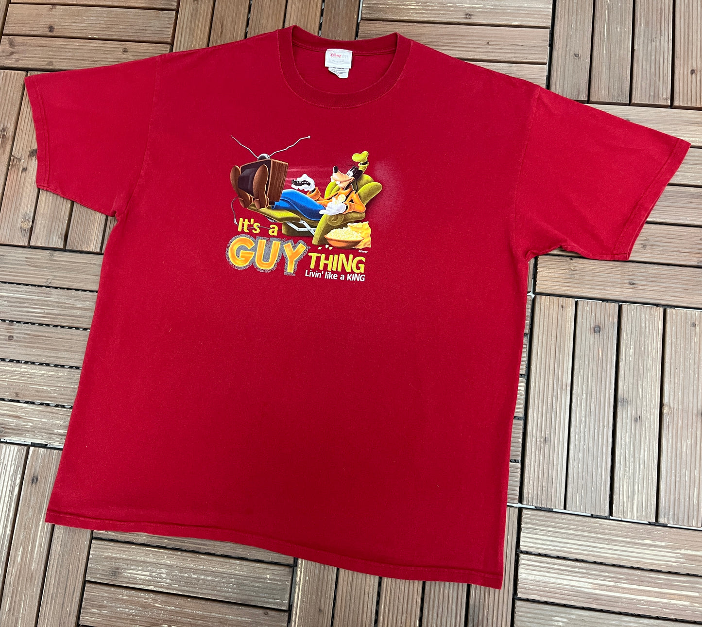 Goofy It's A Guy Thing Livin' Like A King Graphic Tee | Size XX-Large | Vintage 2000s Disney Cartoon Red T-Shirt |