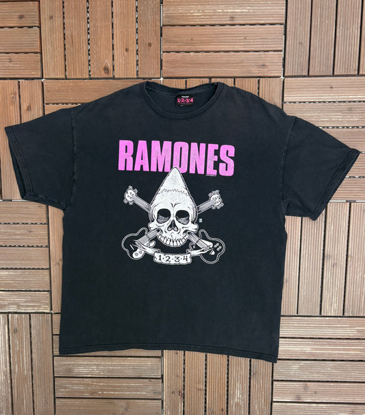 Ramones Gabba Gabba Hey Graphic Tee | Size X-Large | Vintage 2000s Rock Band Black T-Shirt |